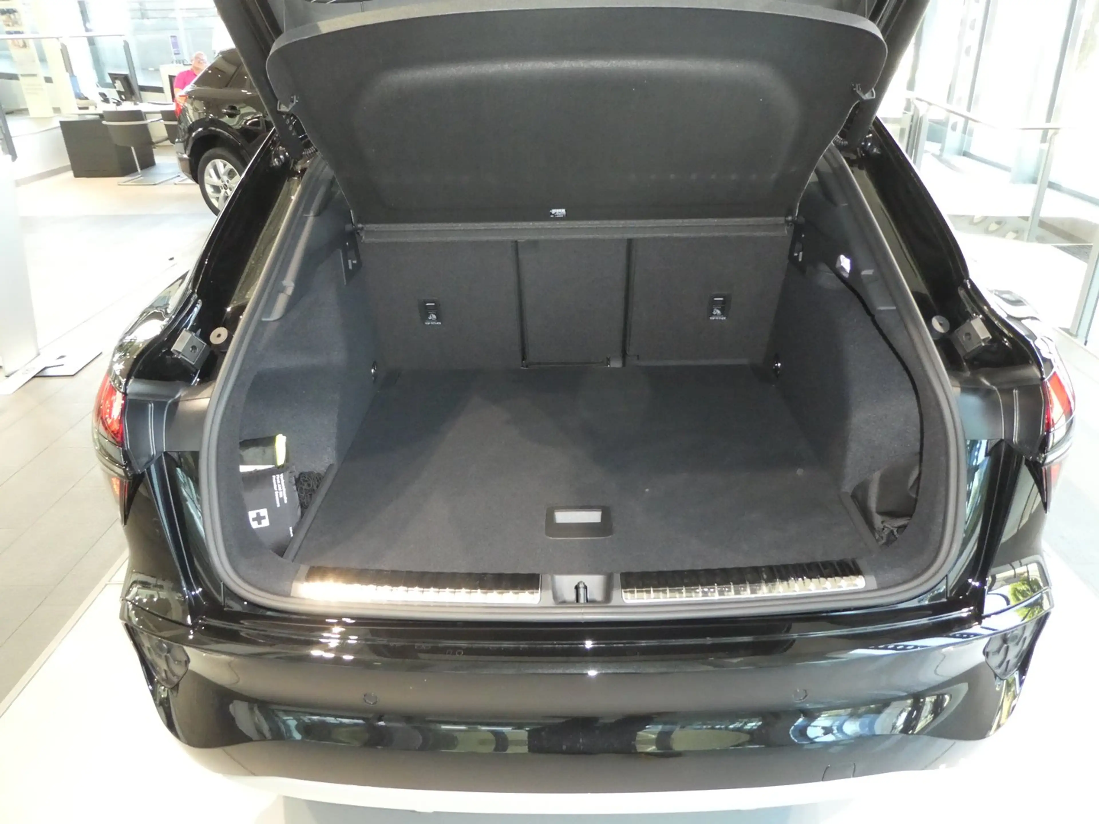 Audi Q3 TFSI 110 kW  intense — photo 5