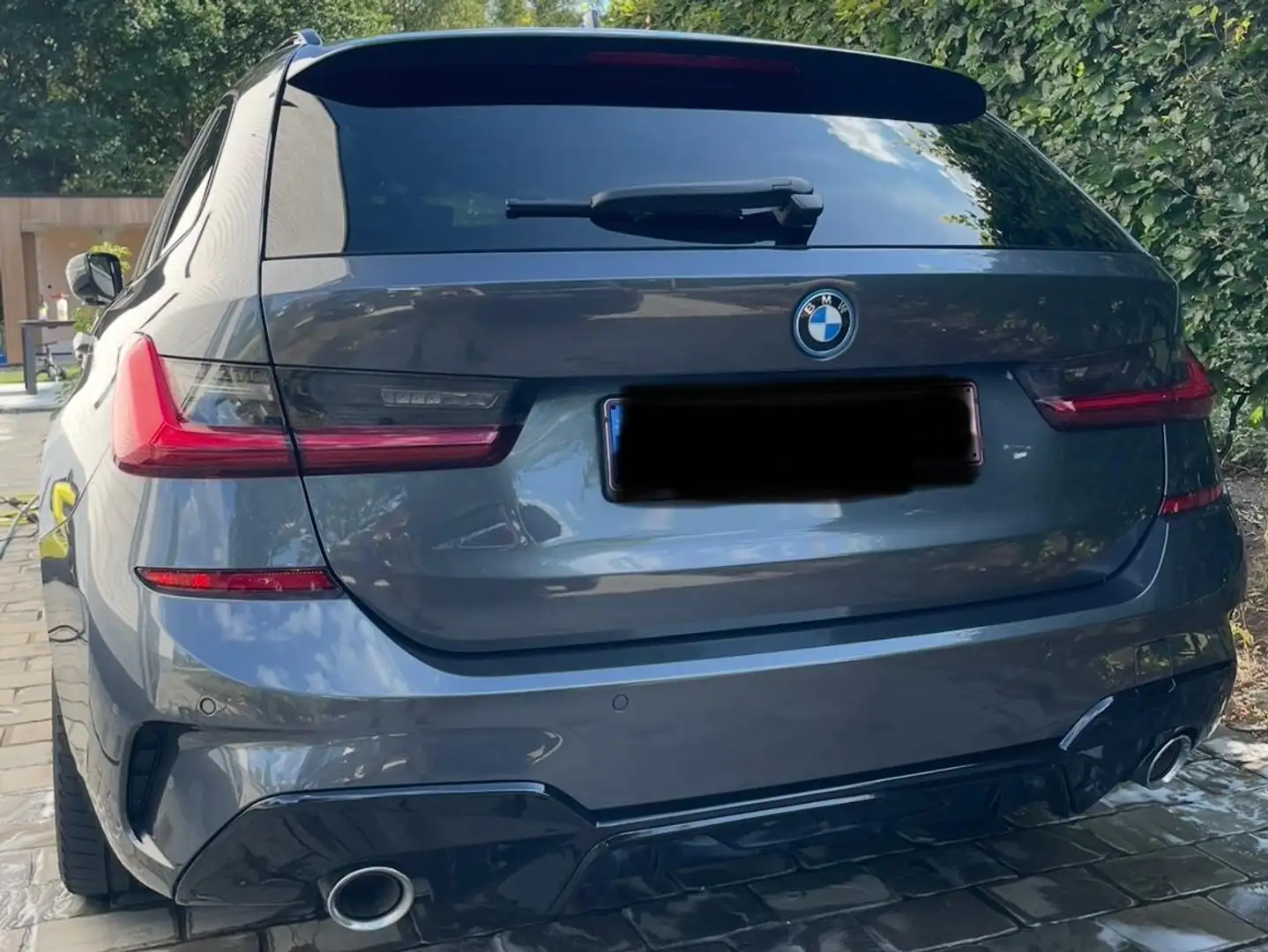 BMW 320 320e Touring Aut. M Sport Argent - 2