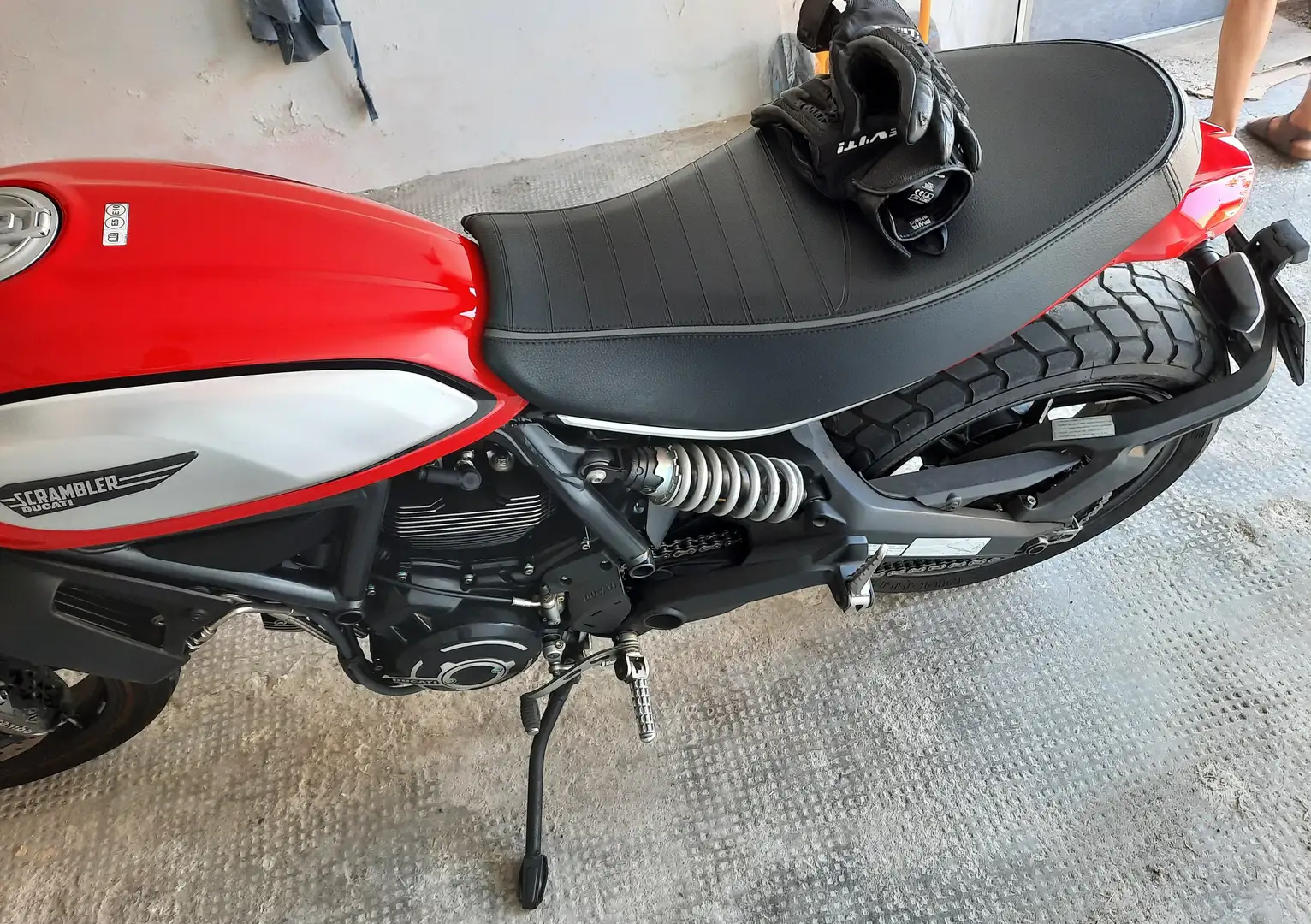 Ducati Scrambler ICON 800 Rosso - 2