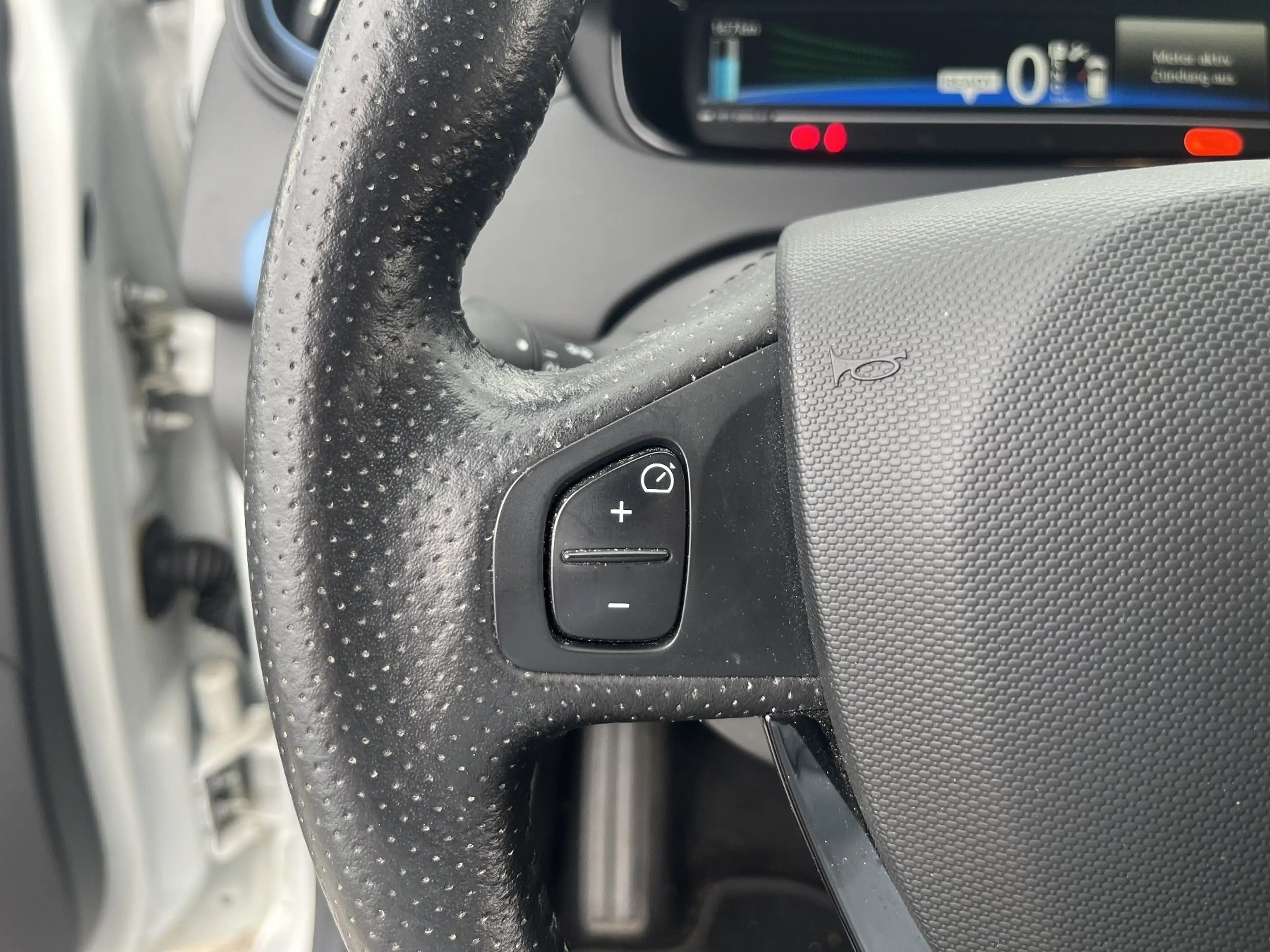 Renault ZOE LIFE Z.E. 40 inkl. Batterie Rückfahrkamera — photo 12