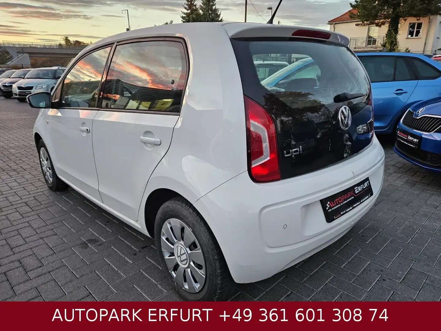 Volkswagen up! move up!*Klima*Temp*StzH*PDC*TÜV+SERV+GARANT Weiß - 2