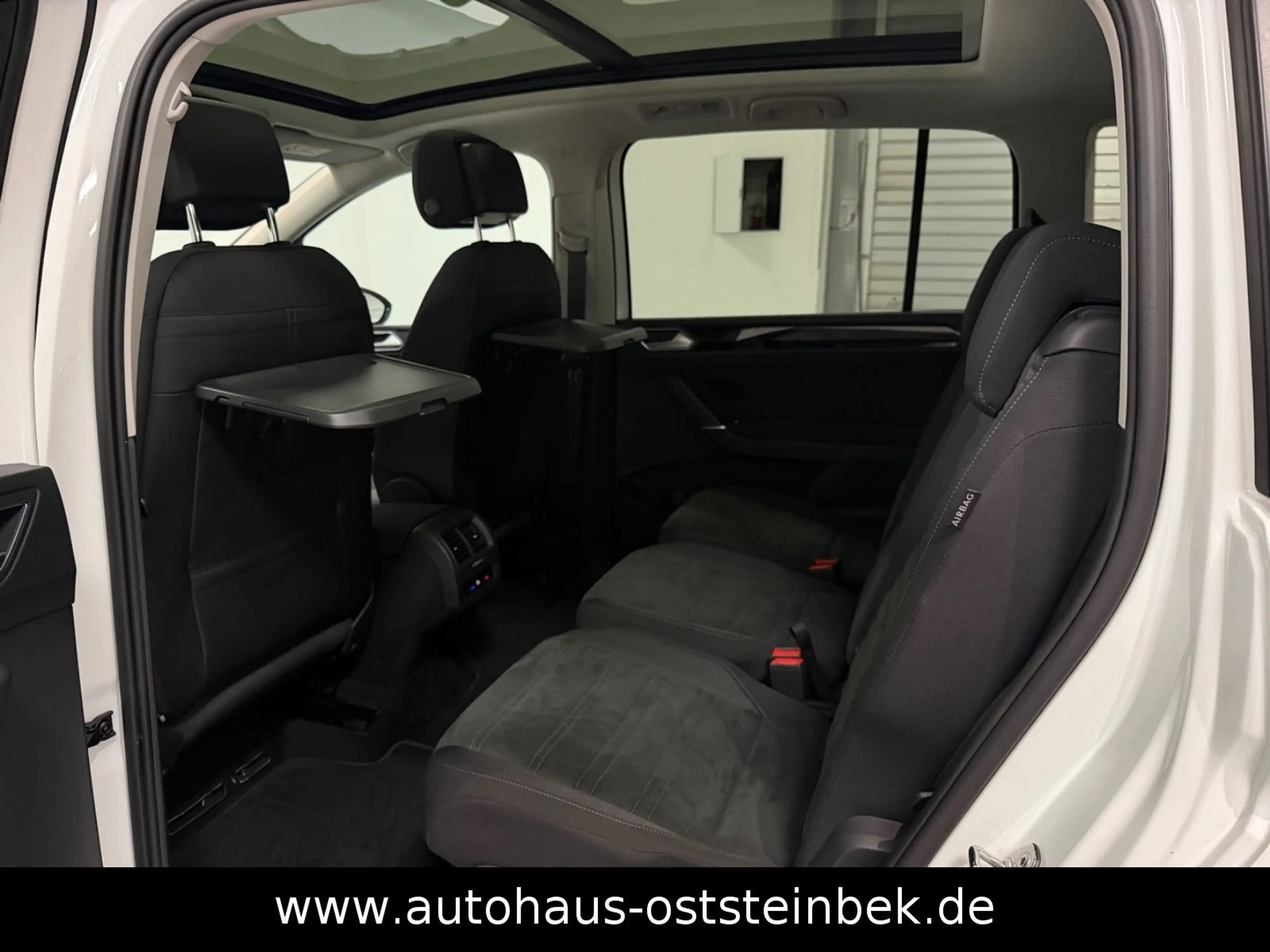 Volkswagen Touran 2.0 TDI HIGHLINE/R-LINE/PANO/LED/7-SITZER — photo 13
