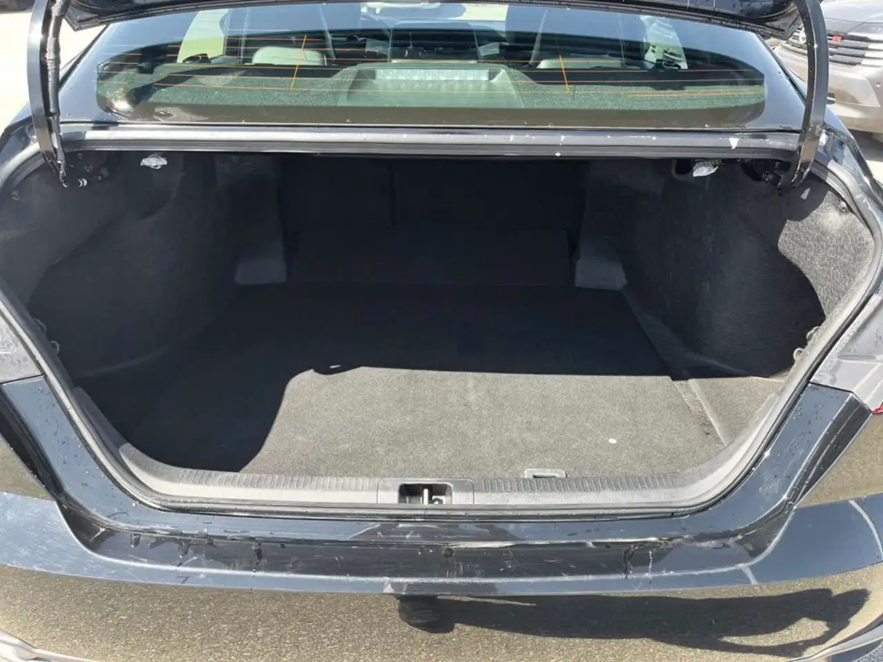 Toyota Camry снимка Toyota Camry