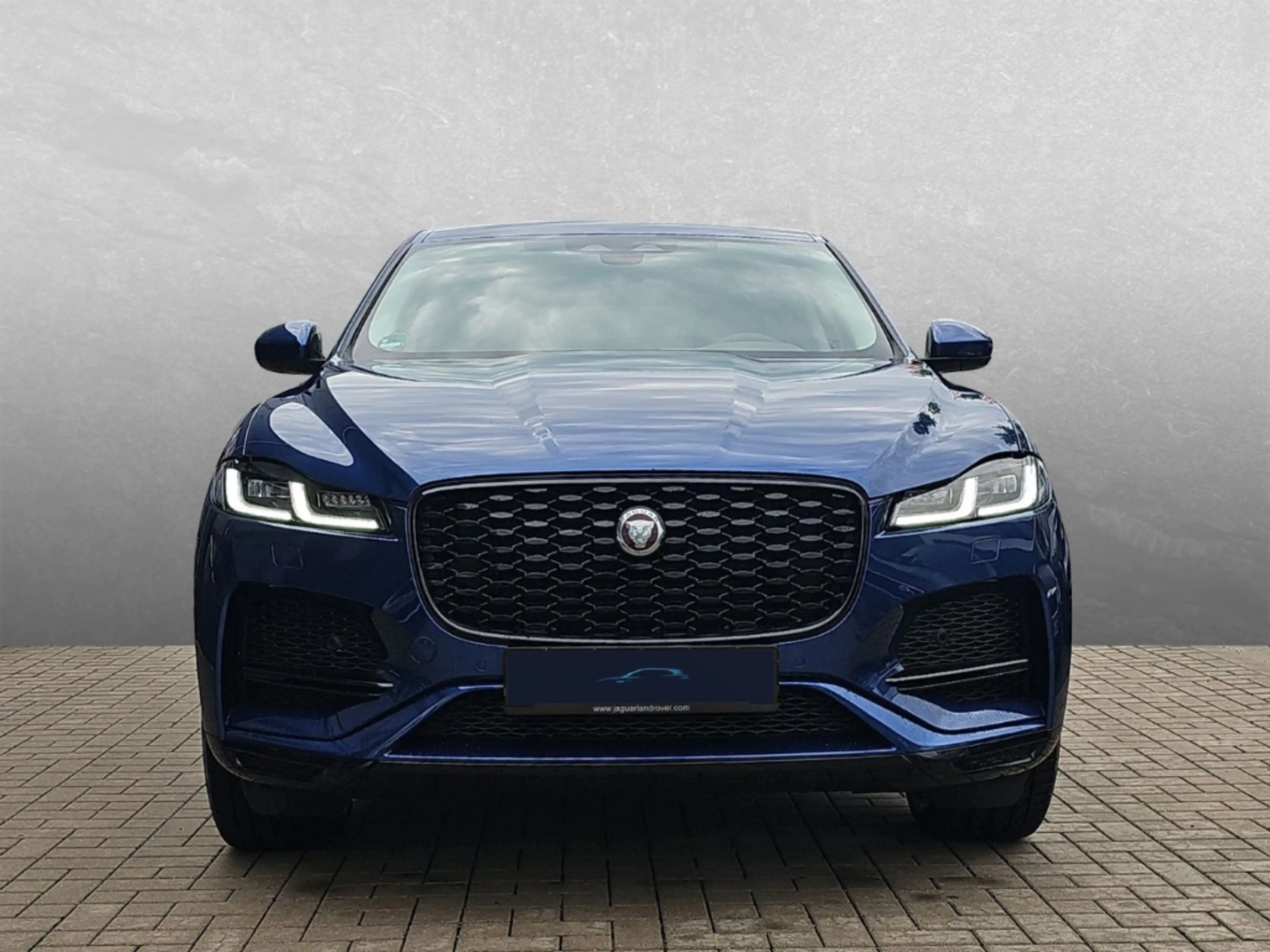 Jaguar F-Pace D200 AWD SE — photo 8