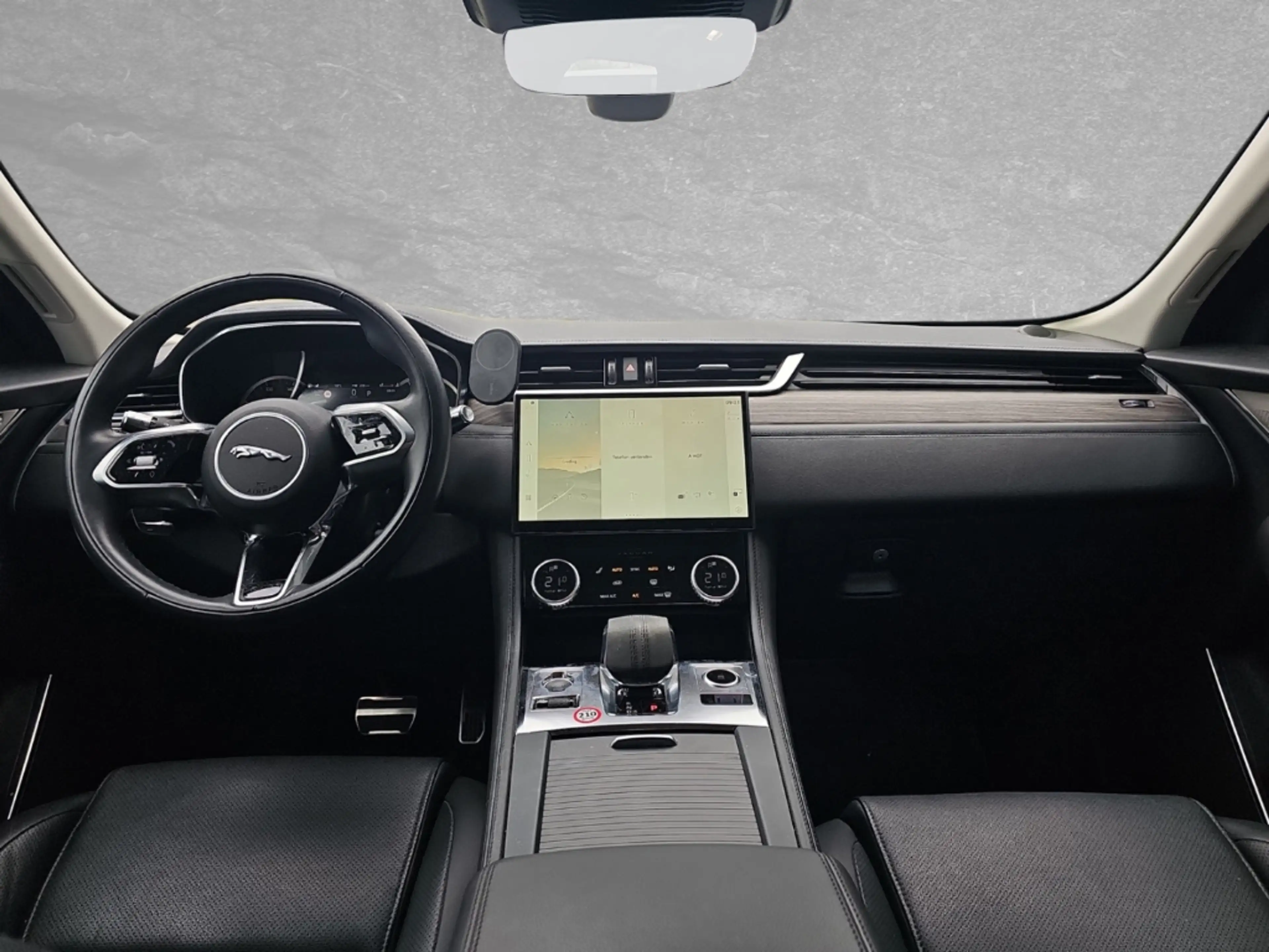 Jaguar F-Pace D200 AWD SE — photo 5
