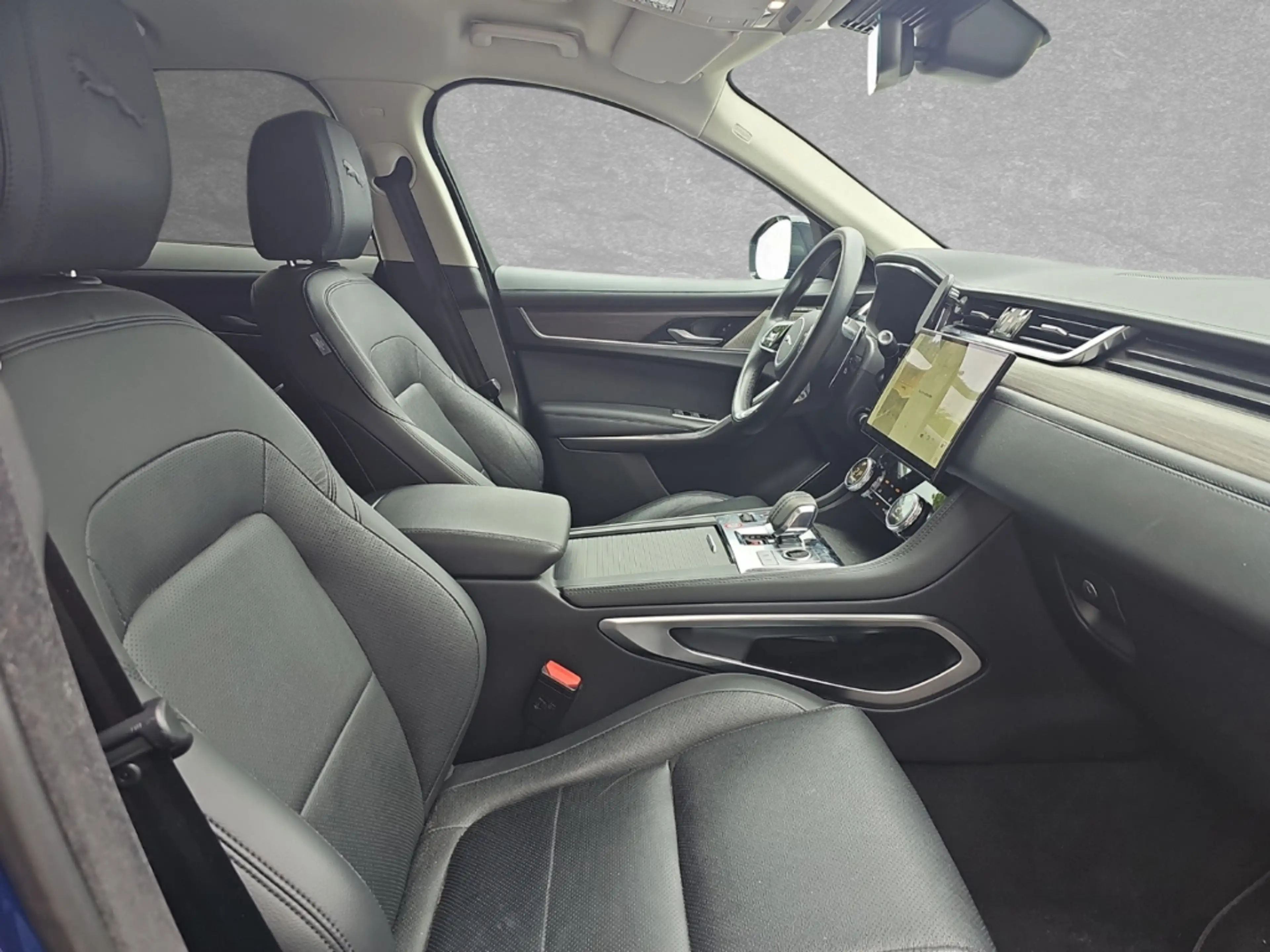 Jaguar F-Pace D200 AWD SE — photo 4