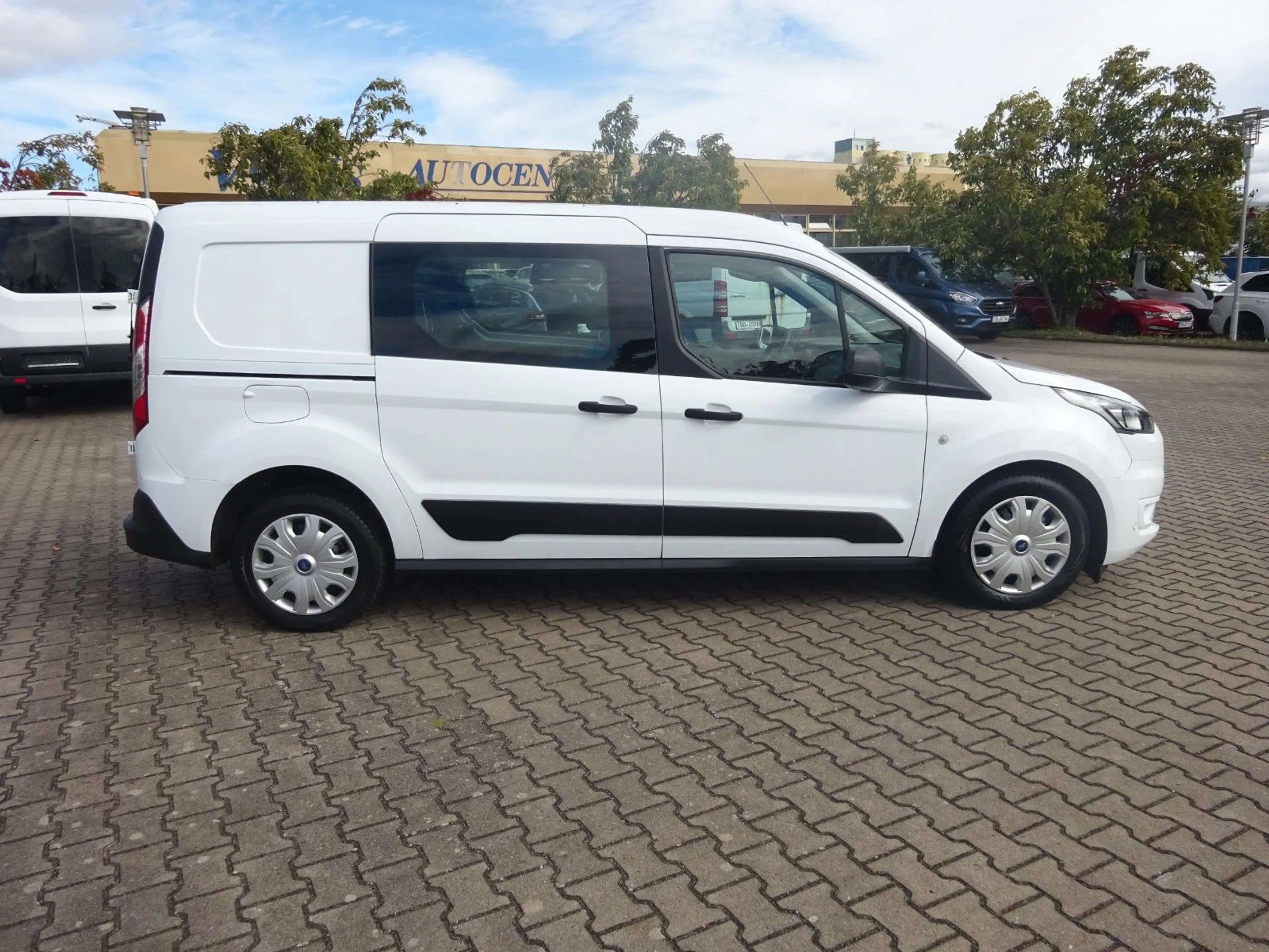 Ford Transit Connect Doka Kasten 240 L2 Trend 100PS — photo 6