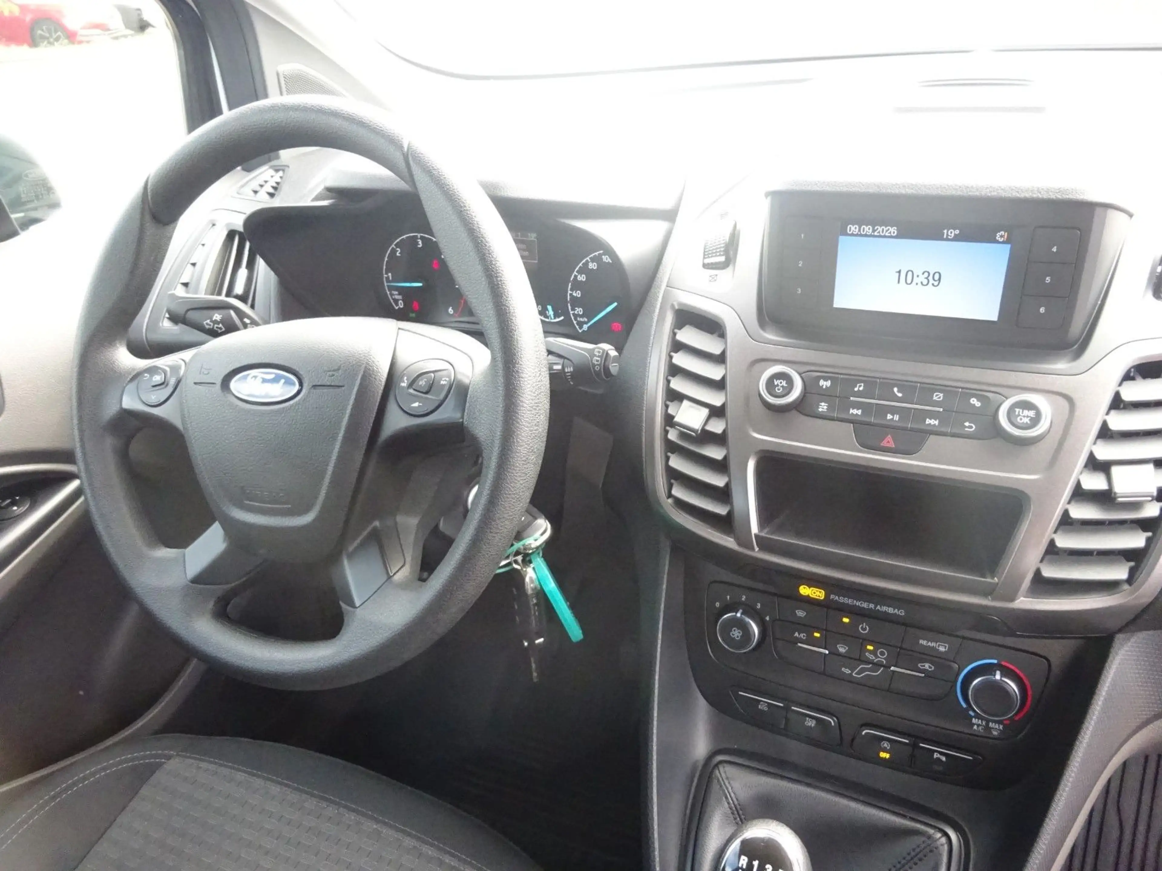 Ford Transit Connect Doka Kasten 240 L2 Trend 100PS — photo 12