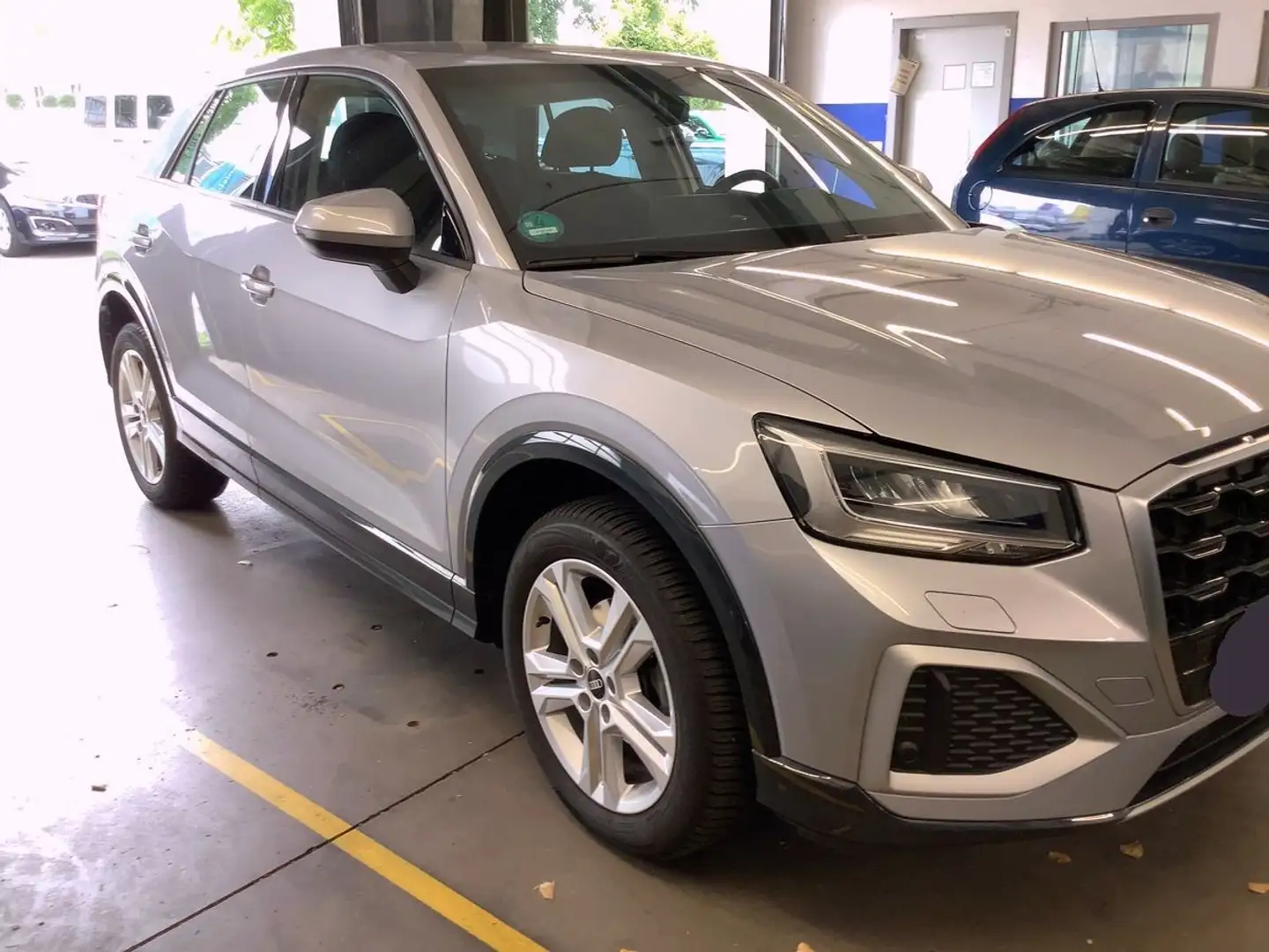 Audi Q2 35 TFSI advanced Grau - 1