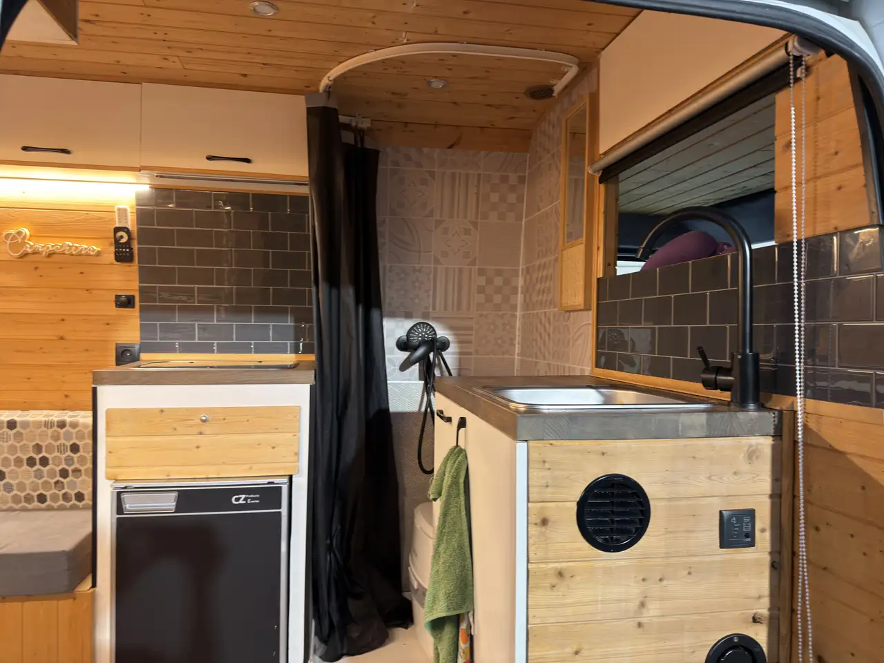 Mercedes-Benz Sprinter Furgón 312 D 4025mm T. Elevado, foto 10
