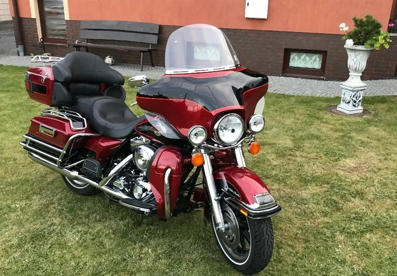 Harley-Davidson Electra Glide Red - 1