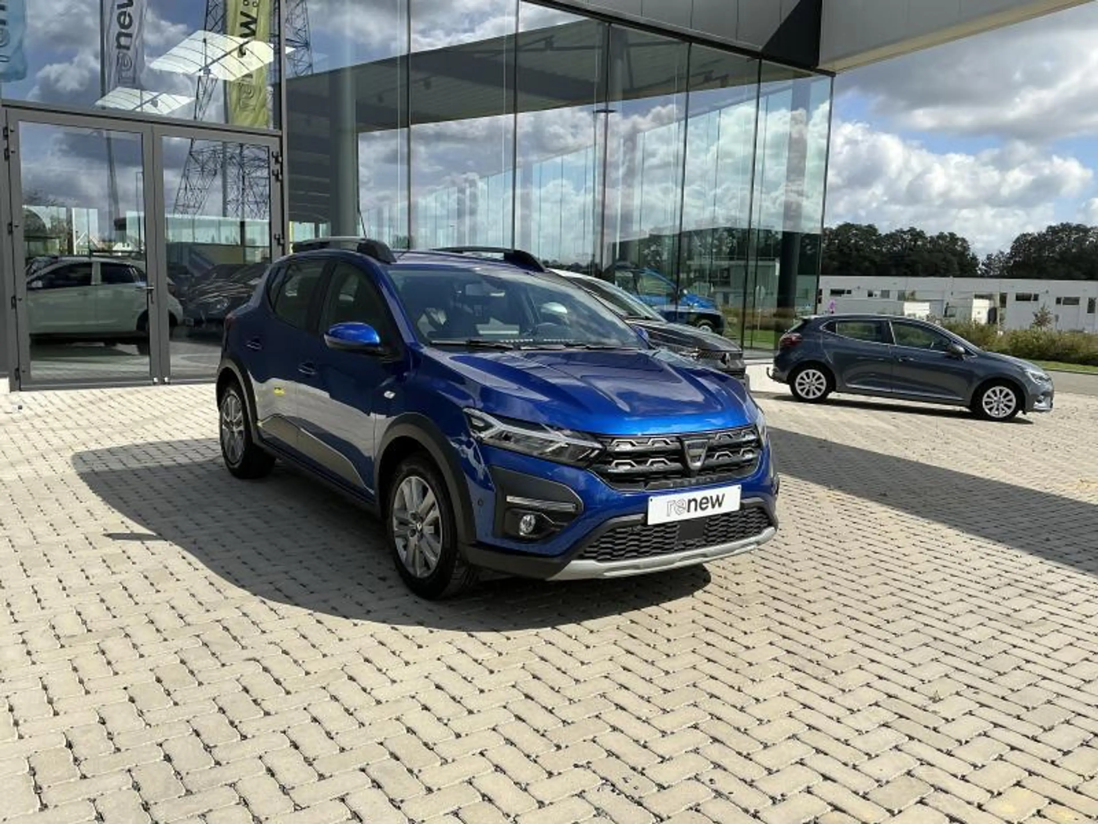Dacia Sandero STEPWAY + TCE 90 — photo 4