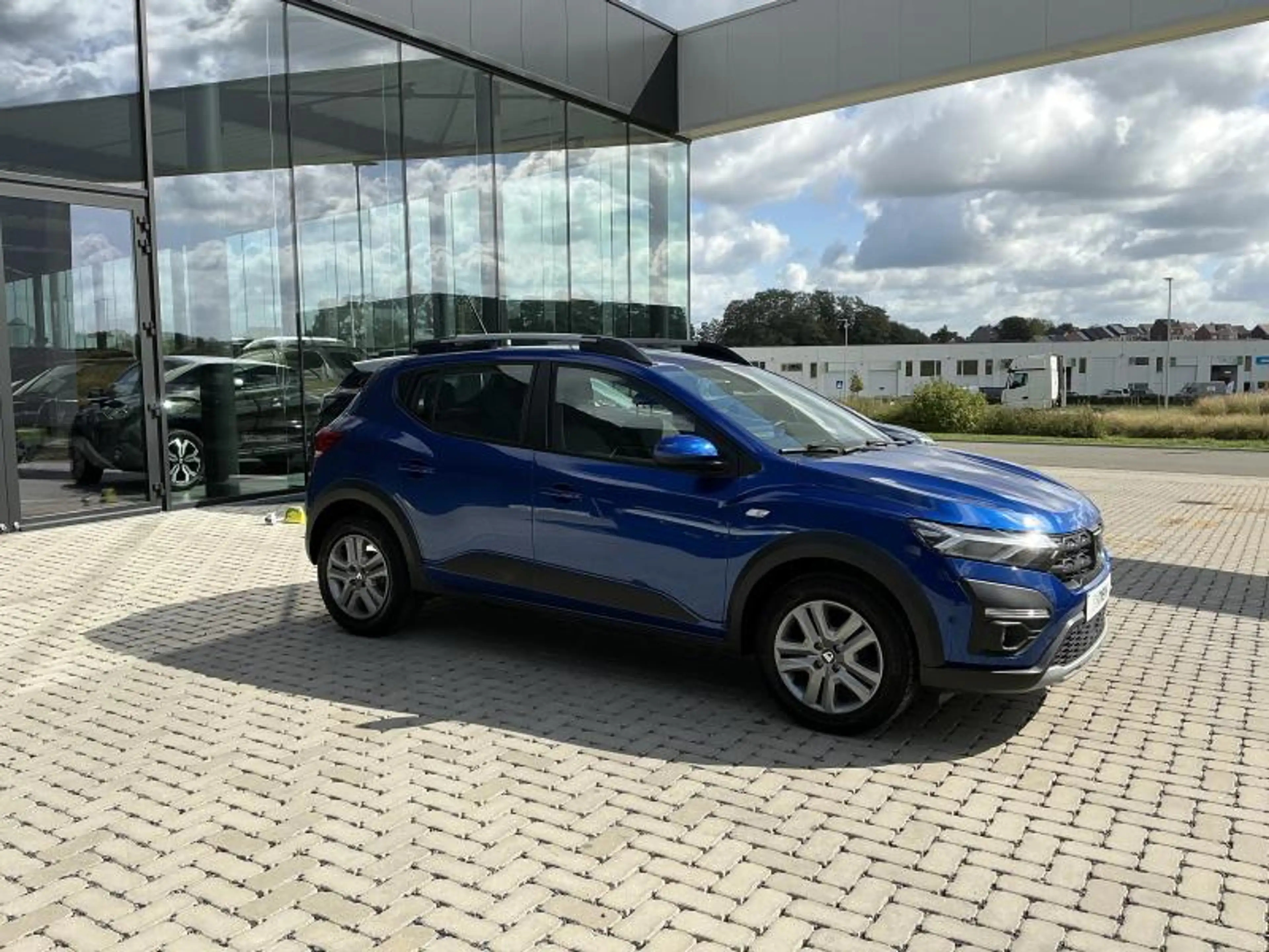Dacia Sandero STEPWAY + TCE 90 — photo 5