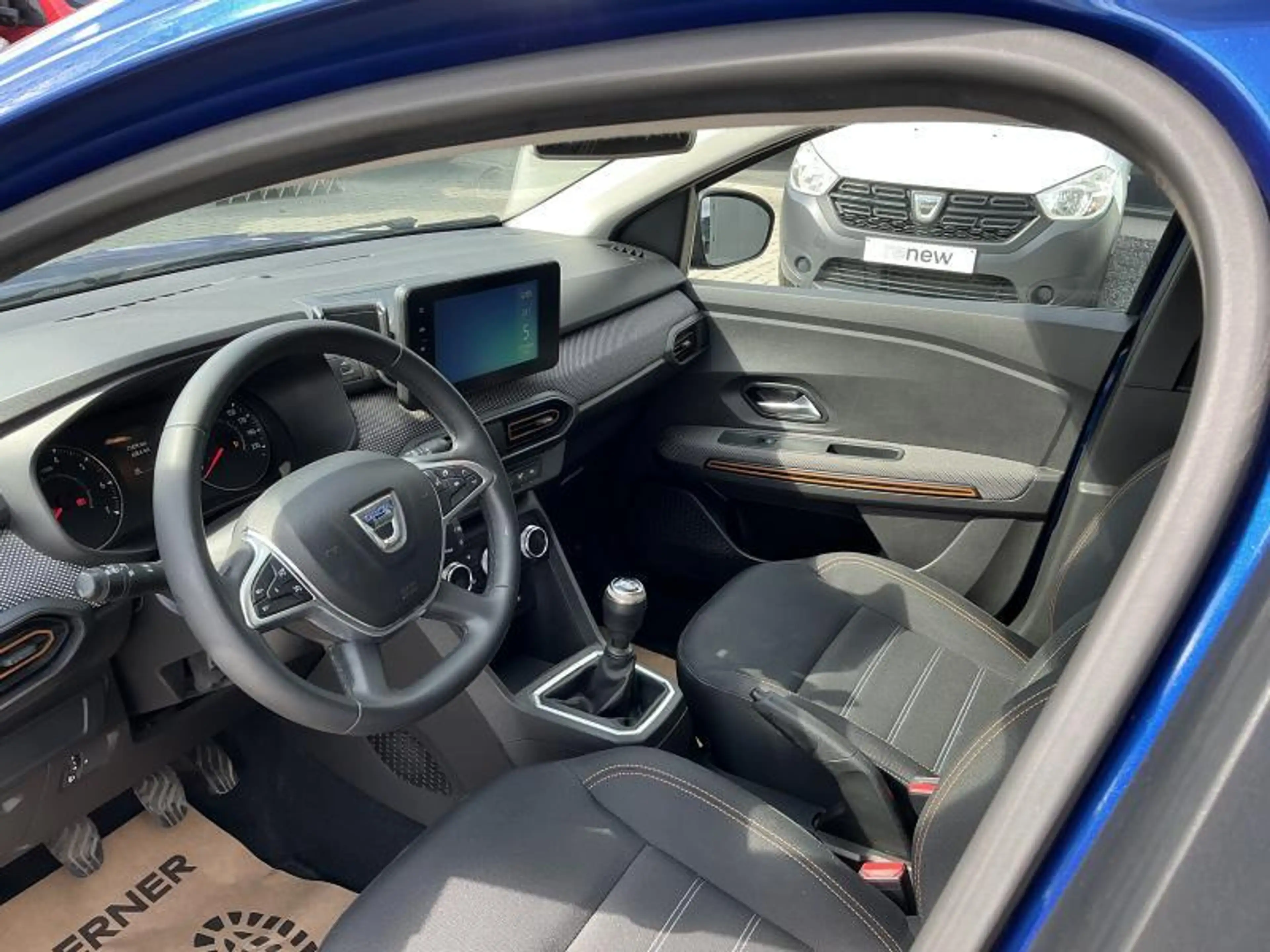 Dacia Sandero STEPWAY + TCE 90 — photo 15