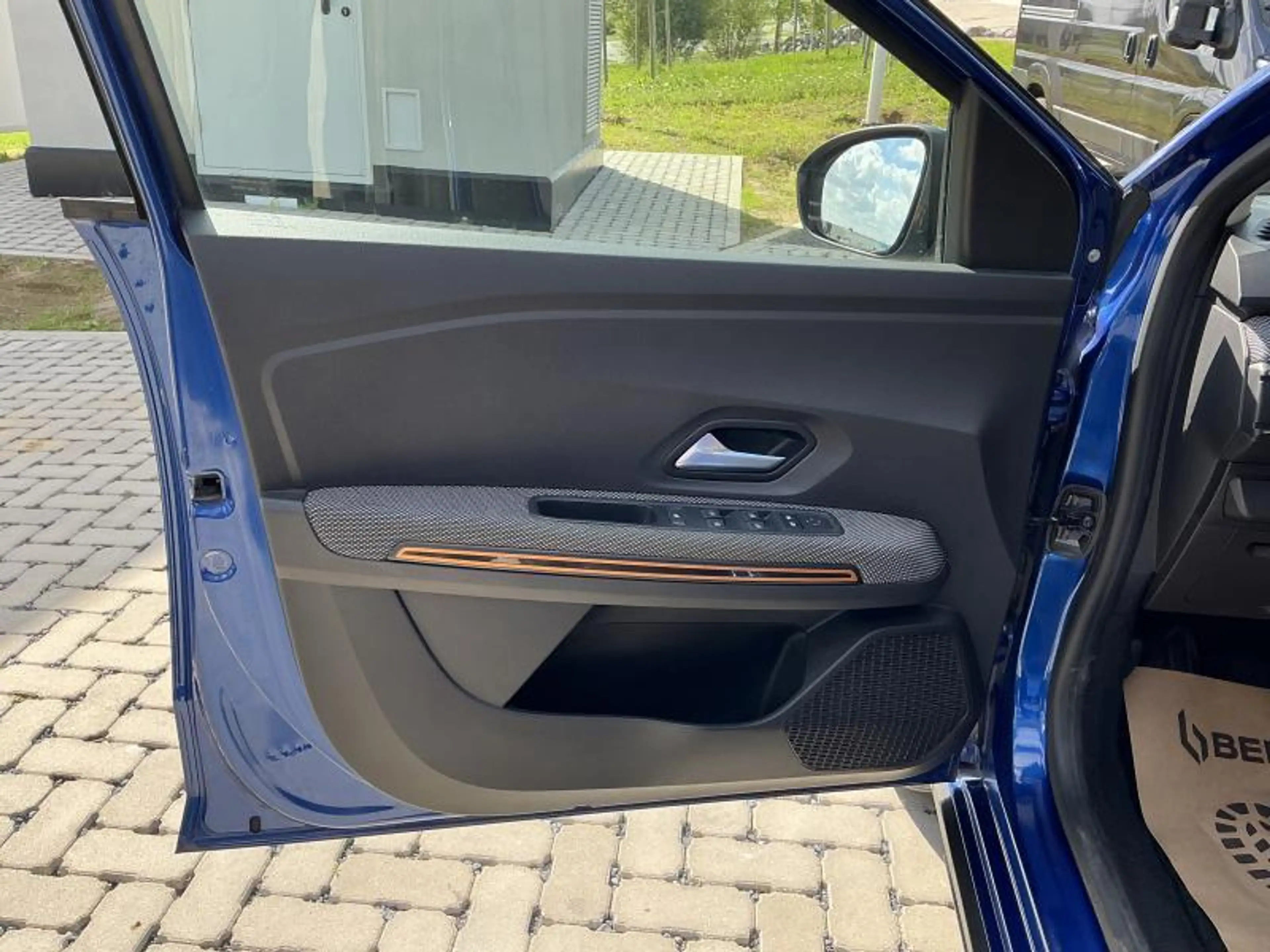 Dacia Sandero STEPWAY + TCE 90 — photo 13