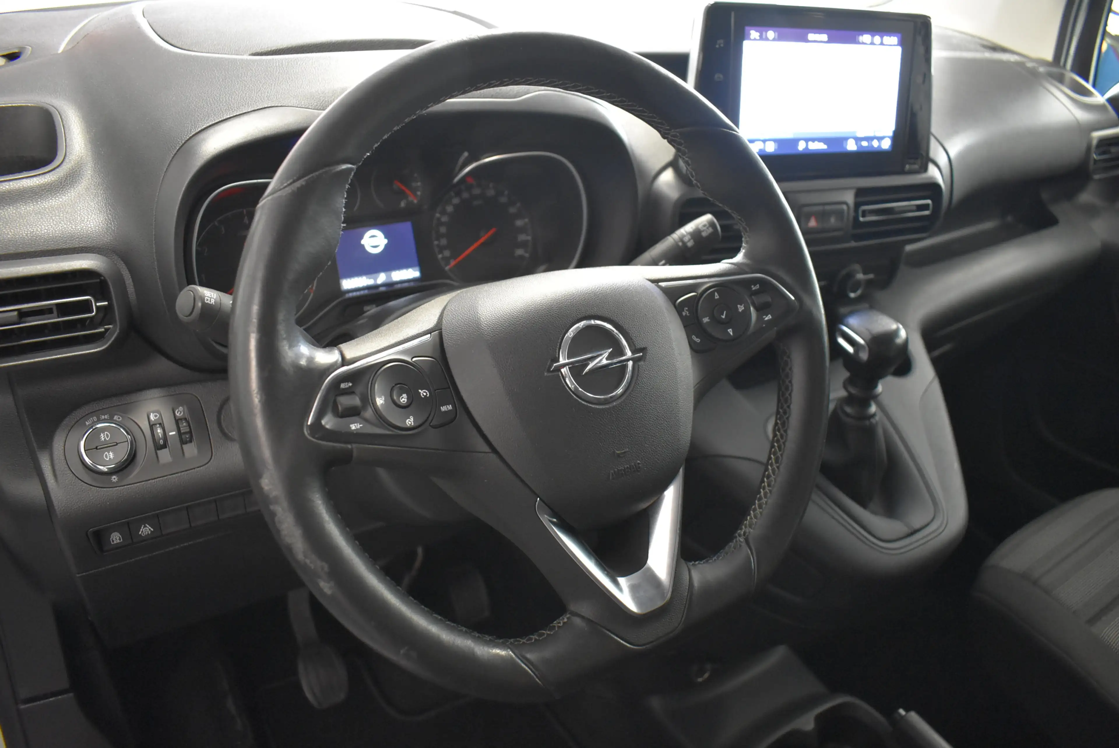 Opel Combo Life Edit XL 5-Sitze Navi Kamera Temp AHK — photo 11