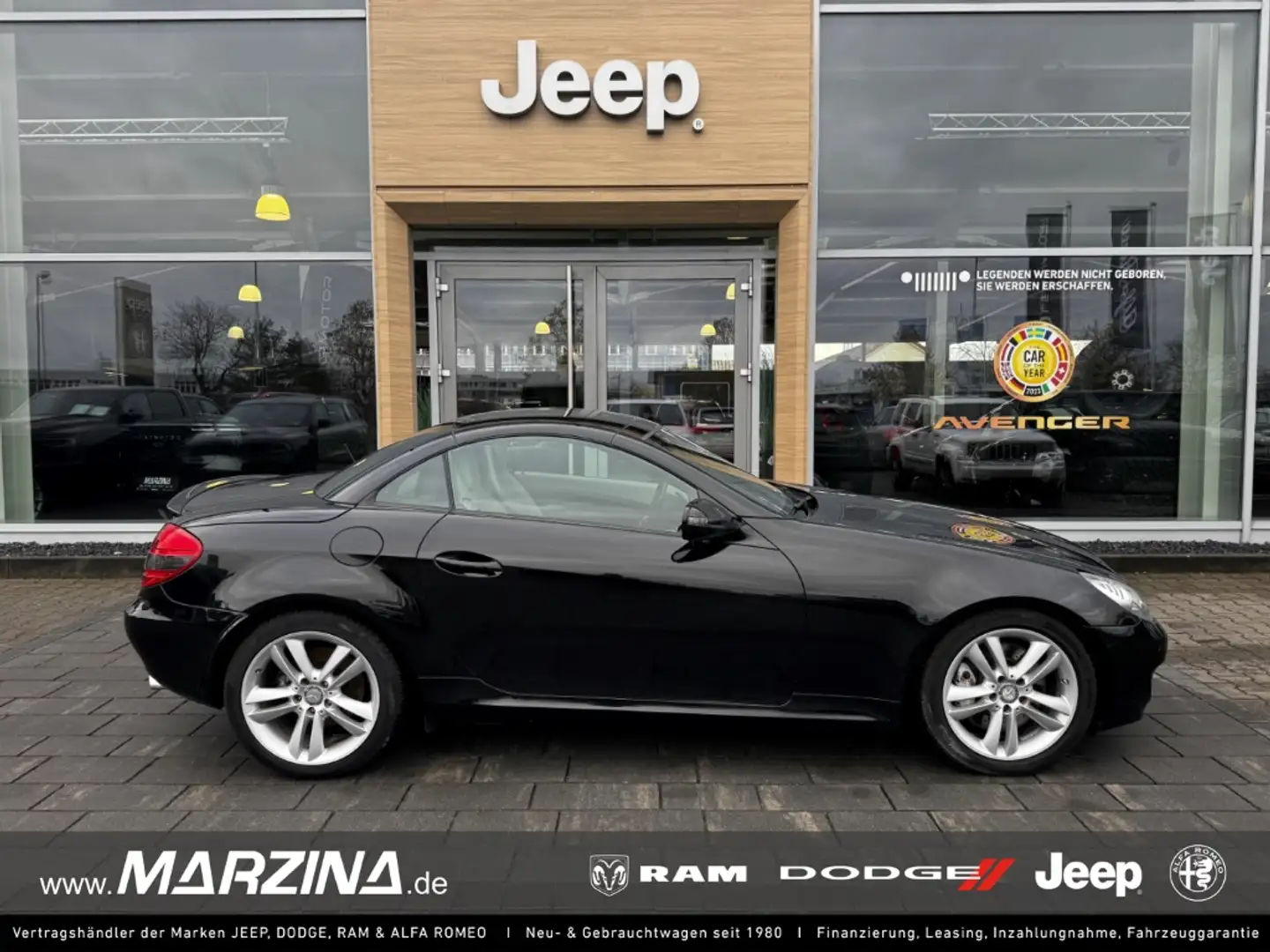 Mercedes-Benz SLK 300 Sportpaket Navi Leder Bi-Xenon Klimaautom Scheckhe Schwarz - 1