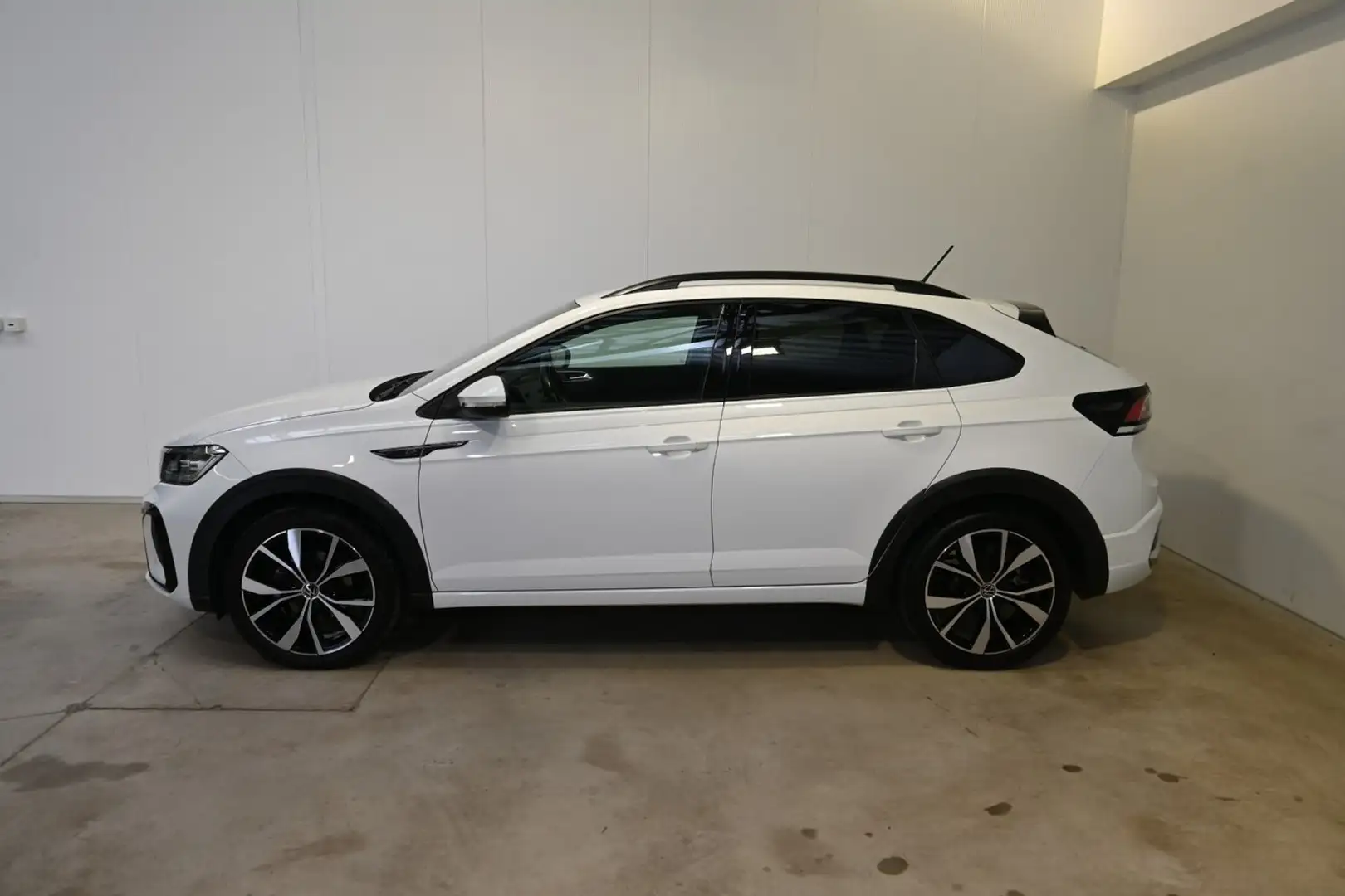 Volkswagen Taigo R-Line TSI DSG Weiß - 2
