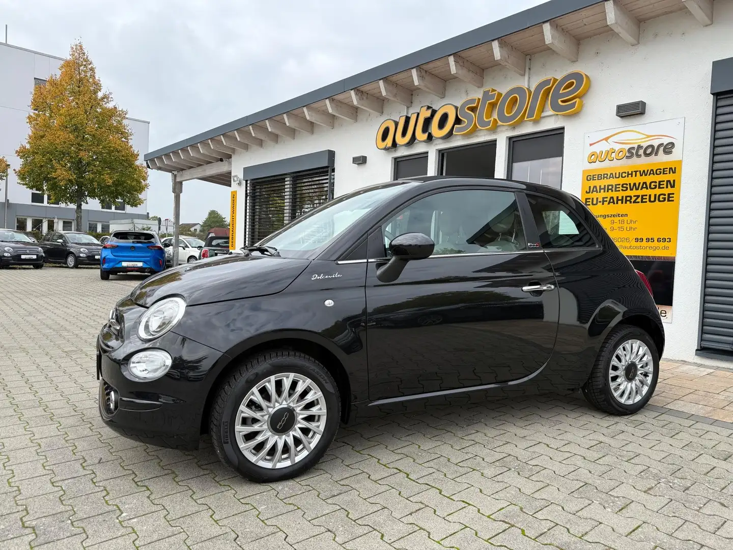 Fiat 500C 1.0 Mild Hybrid Dolcevita 51 kW (70 PS), Schalt... Schwarz - 1