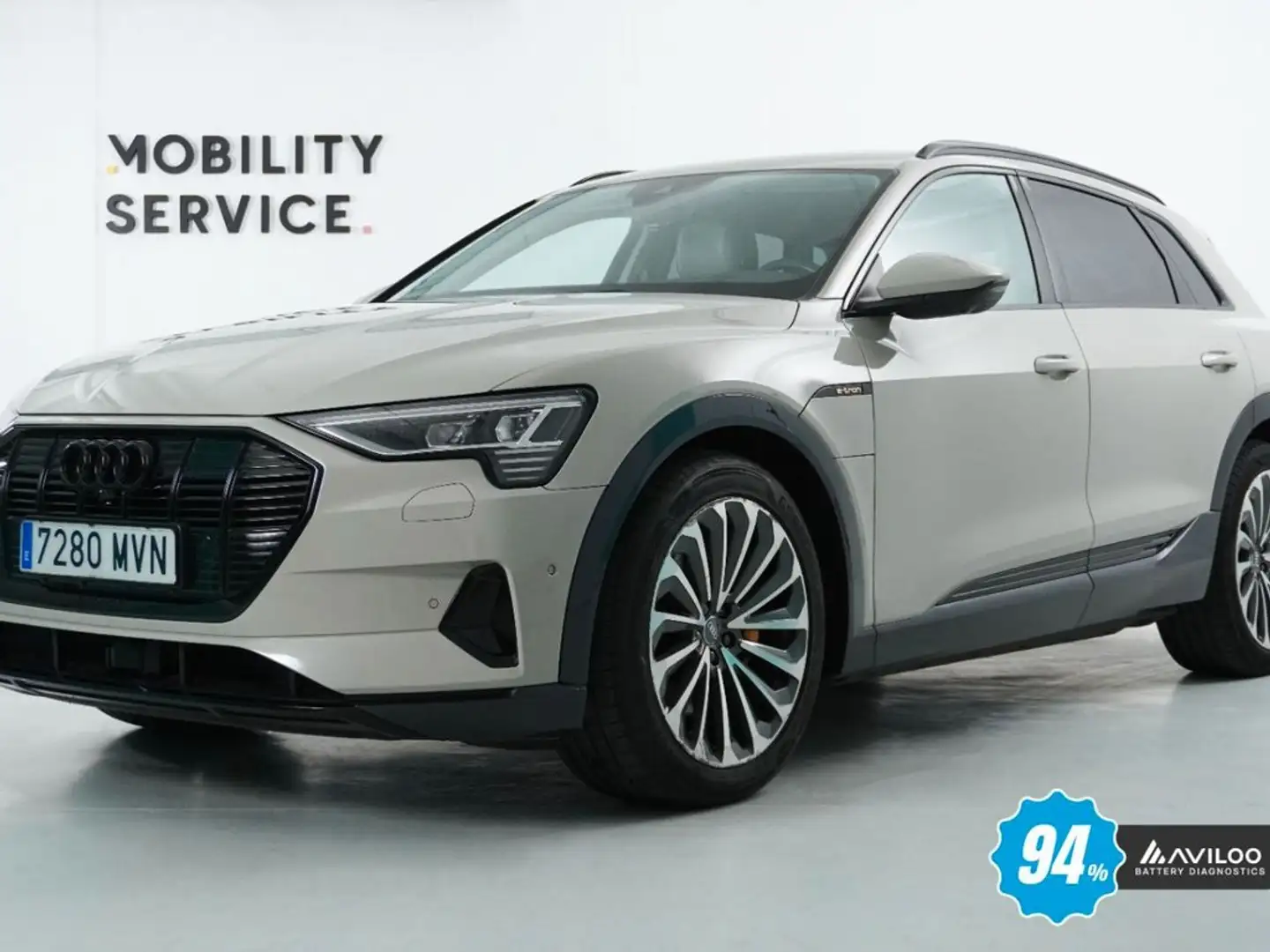 Audi e-tron Advanced 55 quattro Beige - 1