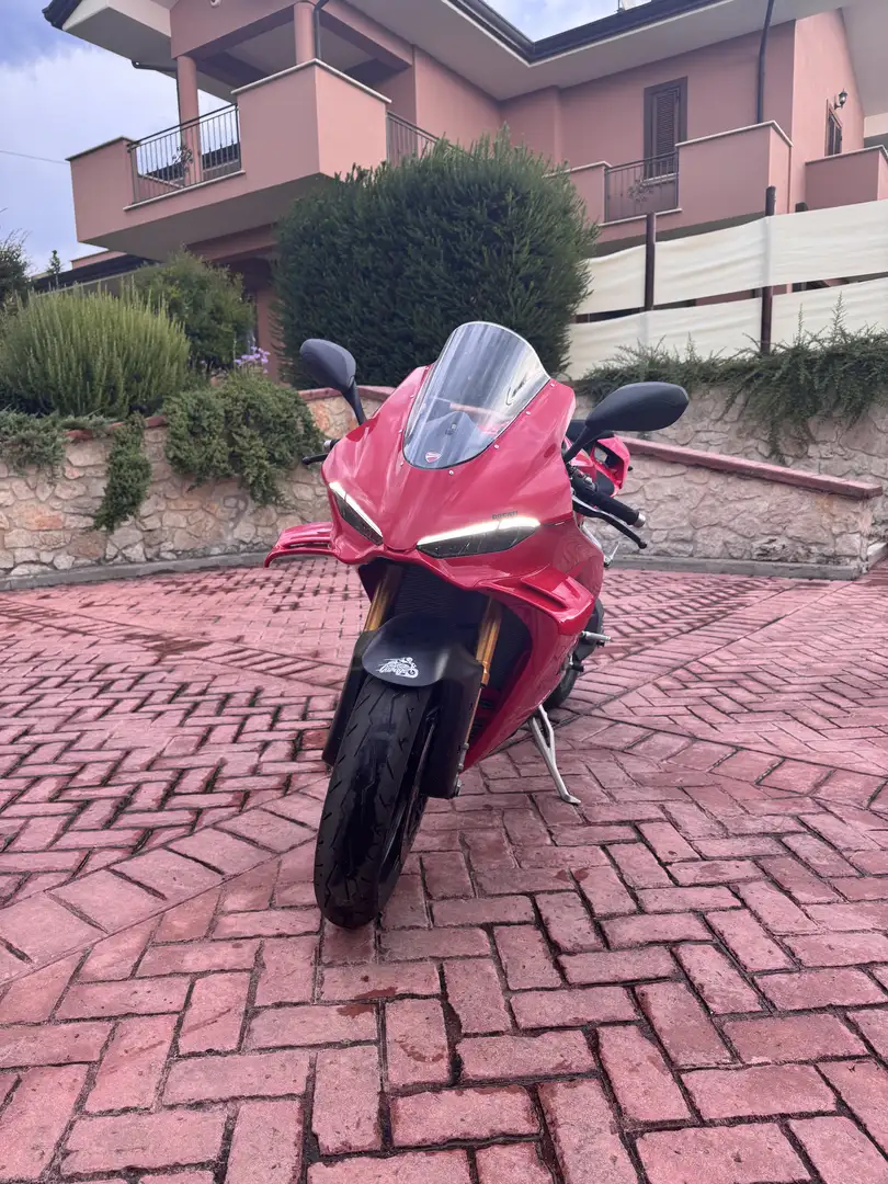 Ducati Panigale V4 S - 1