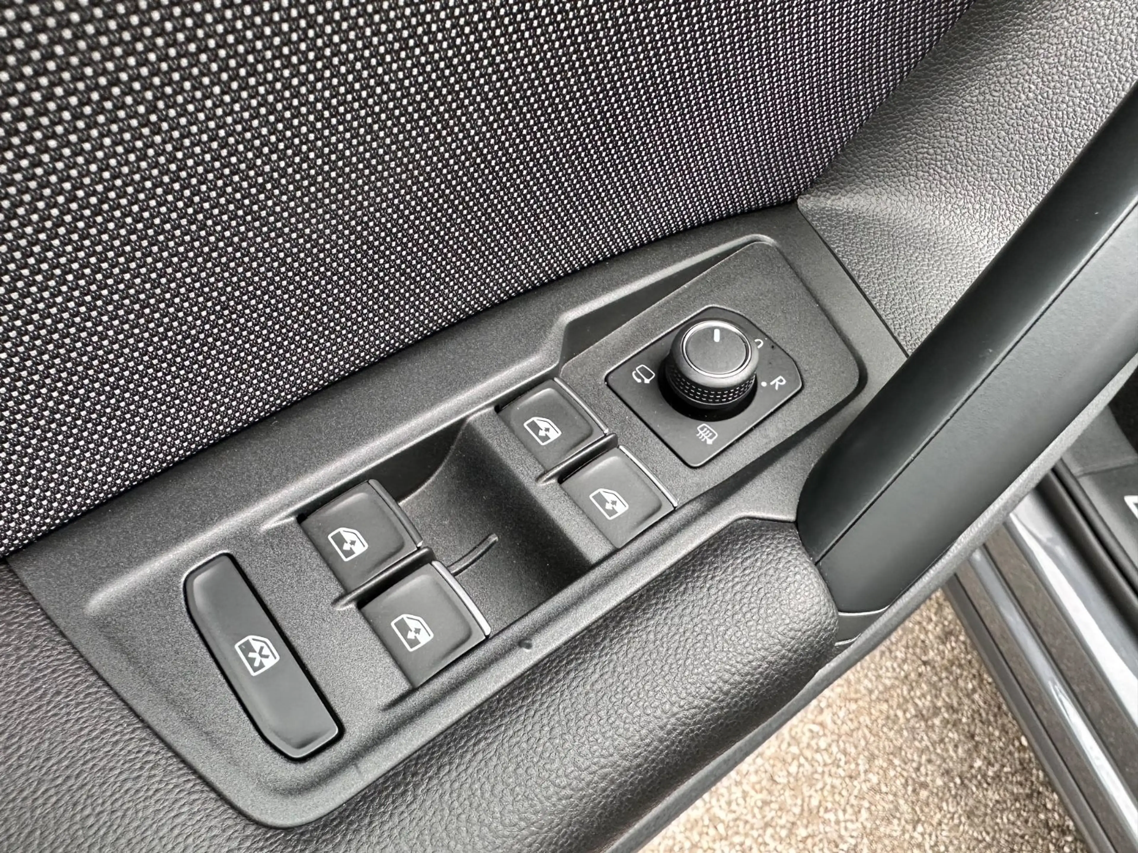 SEAT Tarraco FR 4Drive Navi Beats Pano AHK 7-Sitzer — photo 8