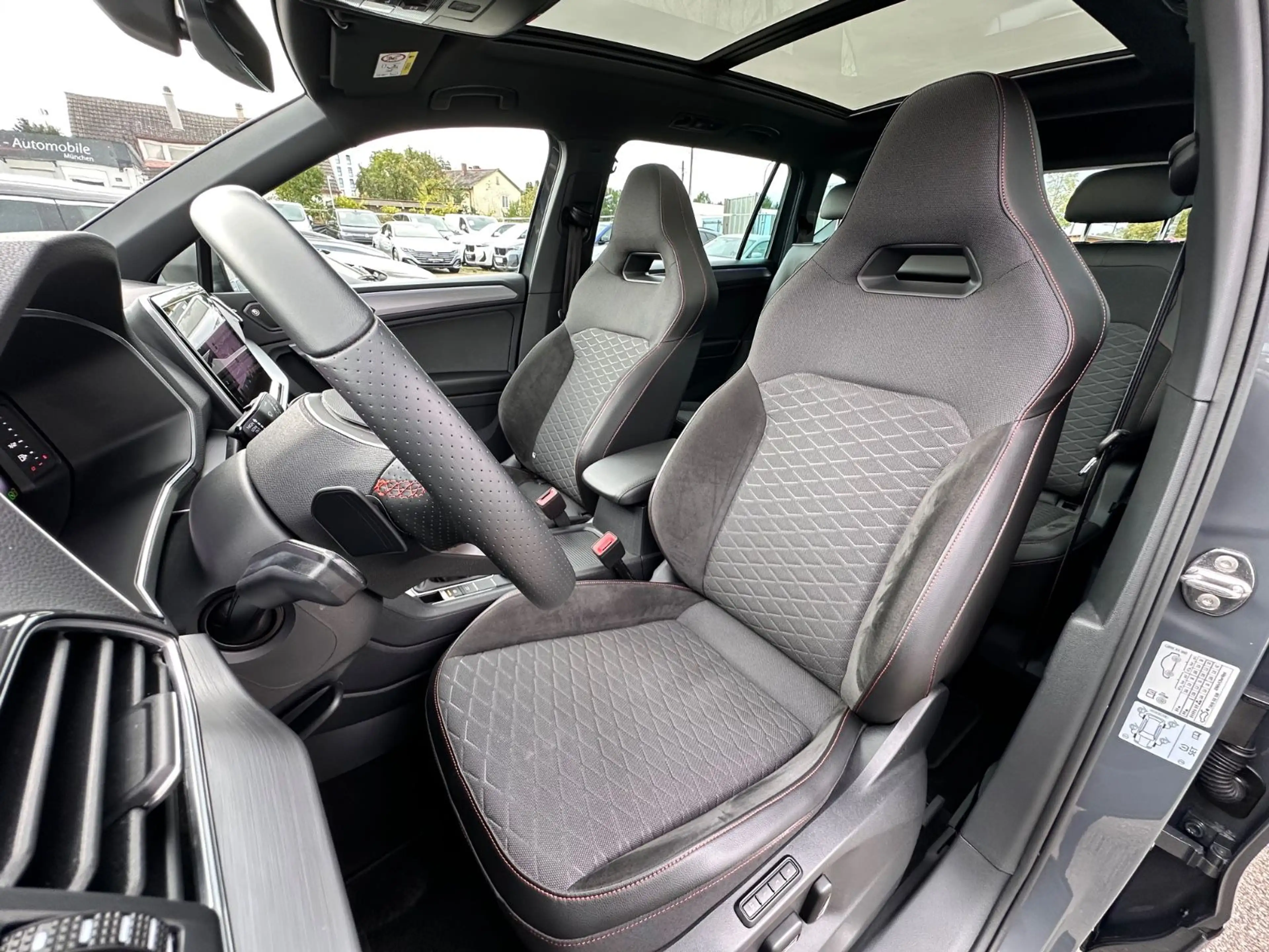 SEAT Tarraco FR 4Drive Navi Beats Pano AHK 7-Sitzer — photo 22