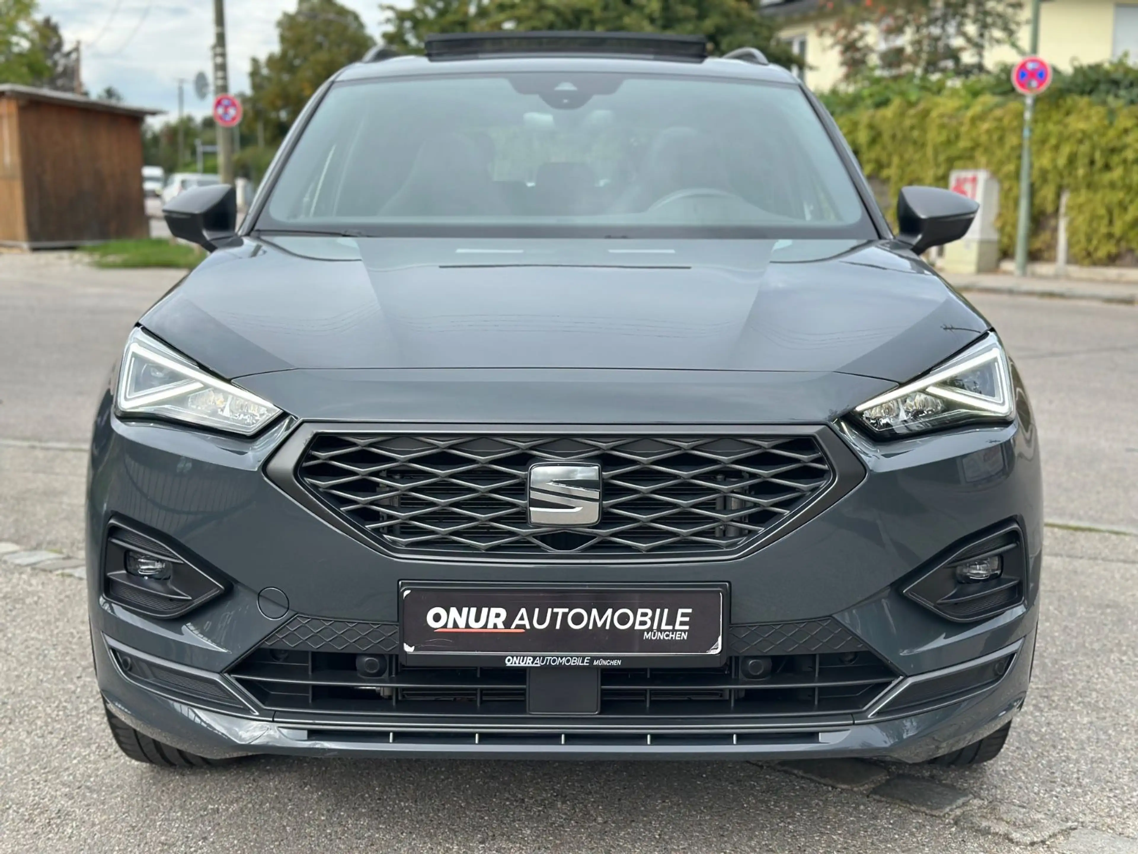 SEAT Tarraco FR 4Drive Navi Beats Pano AHK 7-Sitzer — photo 2