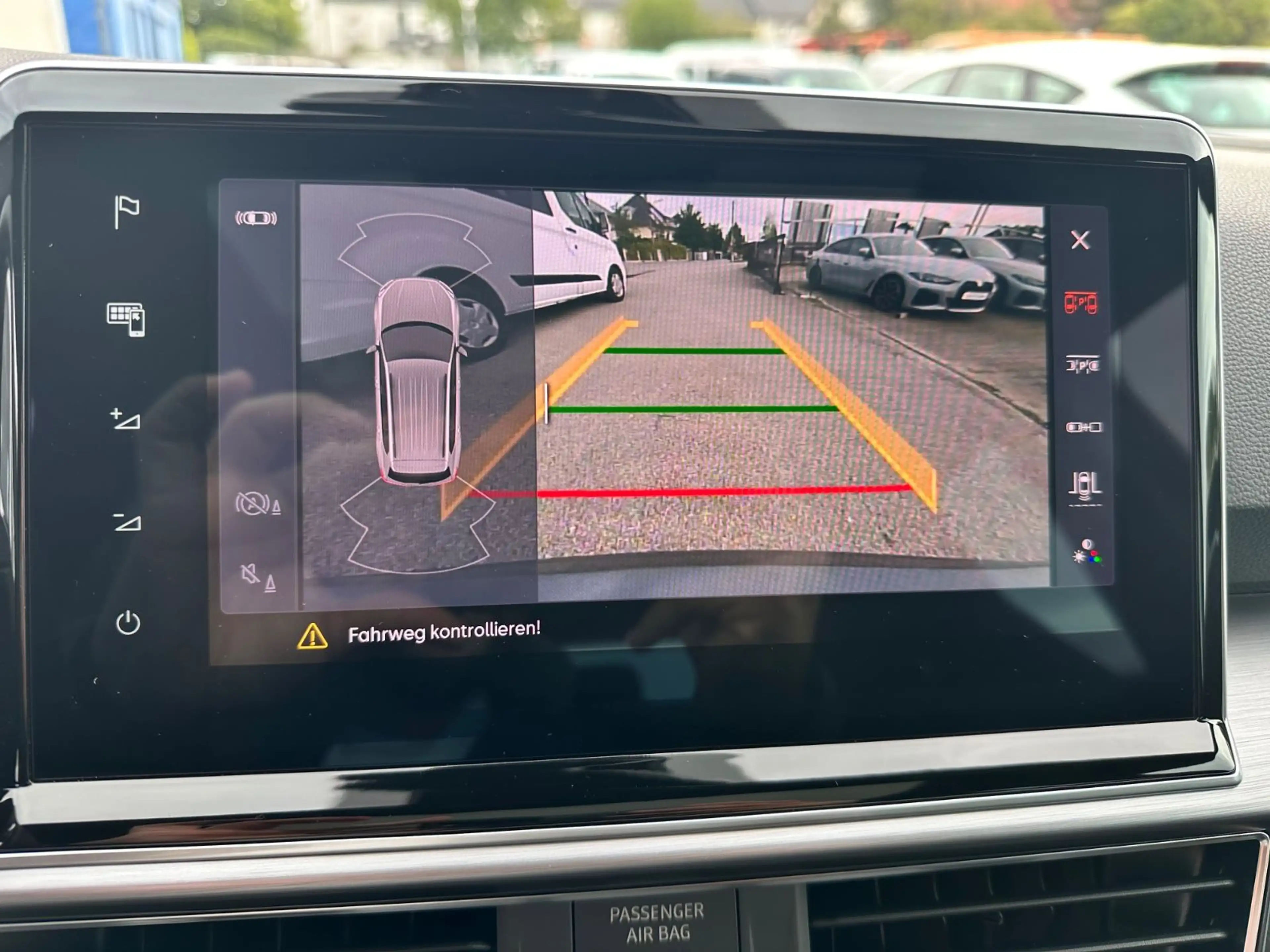 SEAT Tarraco FR 4Drive Navi Beats Pano AHK 7-Sitzer — photo 18