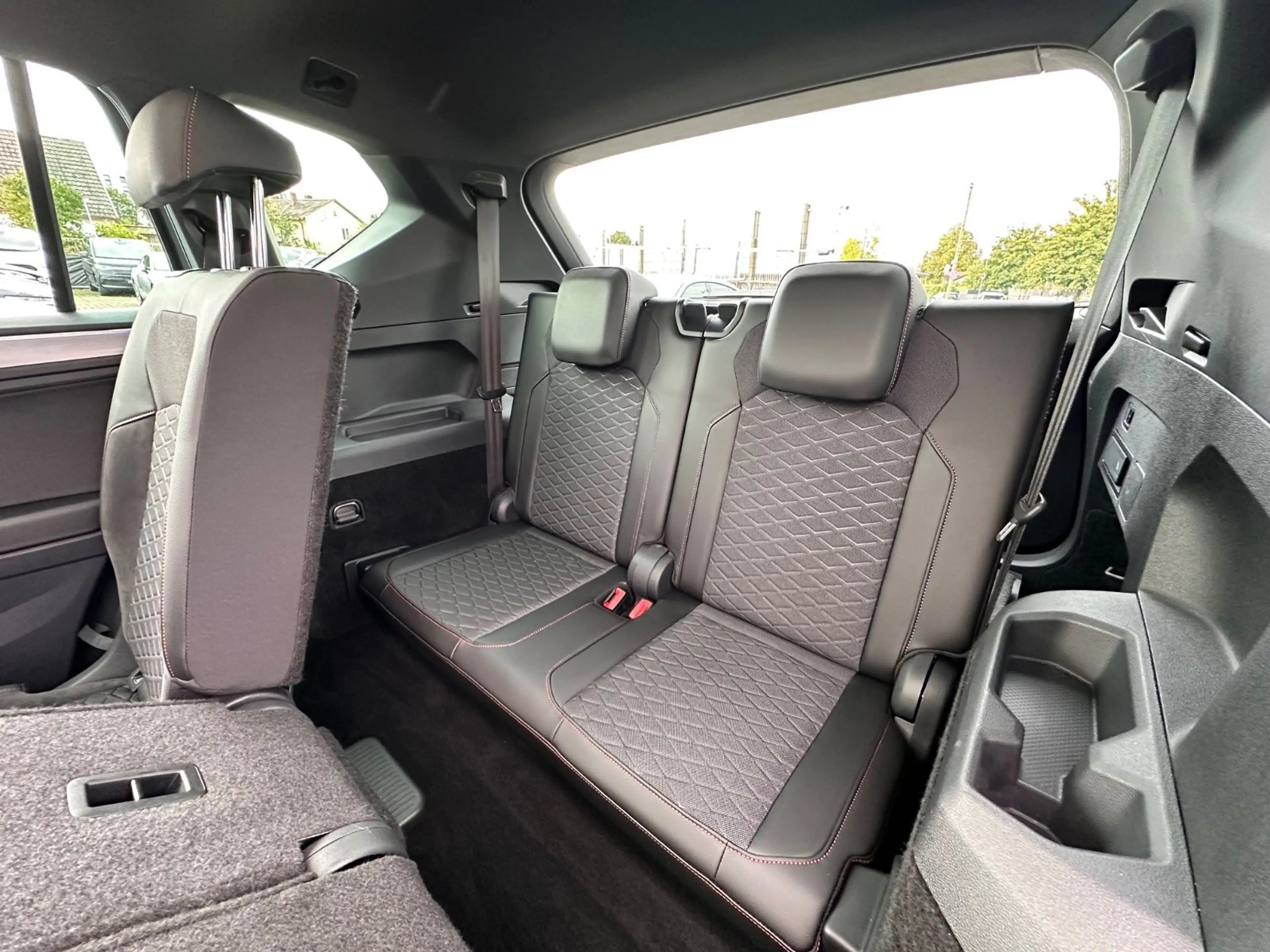 SEAT Tarraco FR 4Drive Navi Beats Pano AHK 7-Sitzer — photo 27