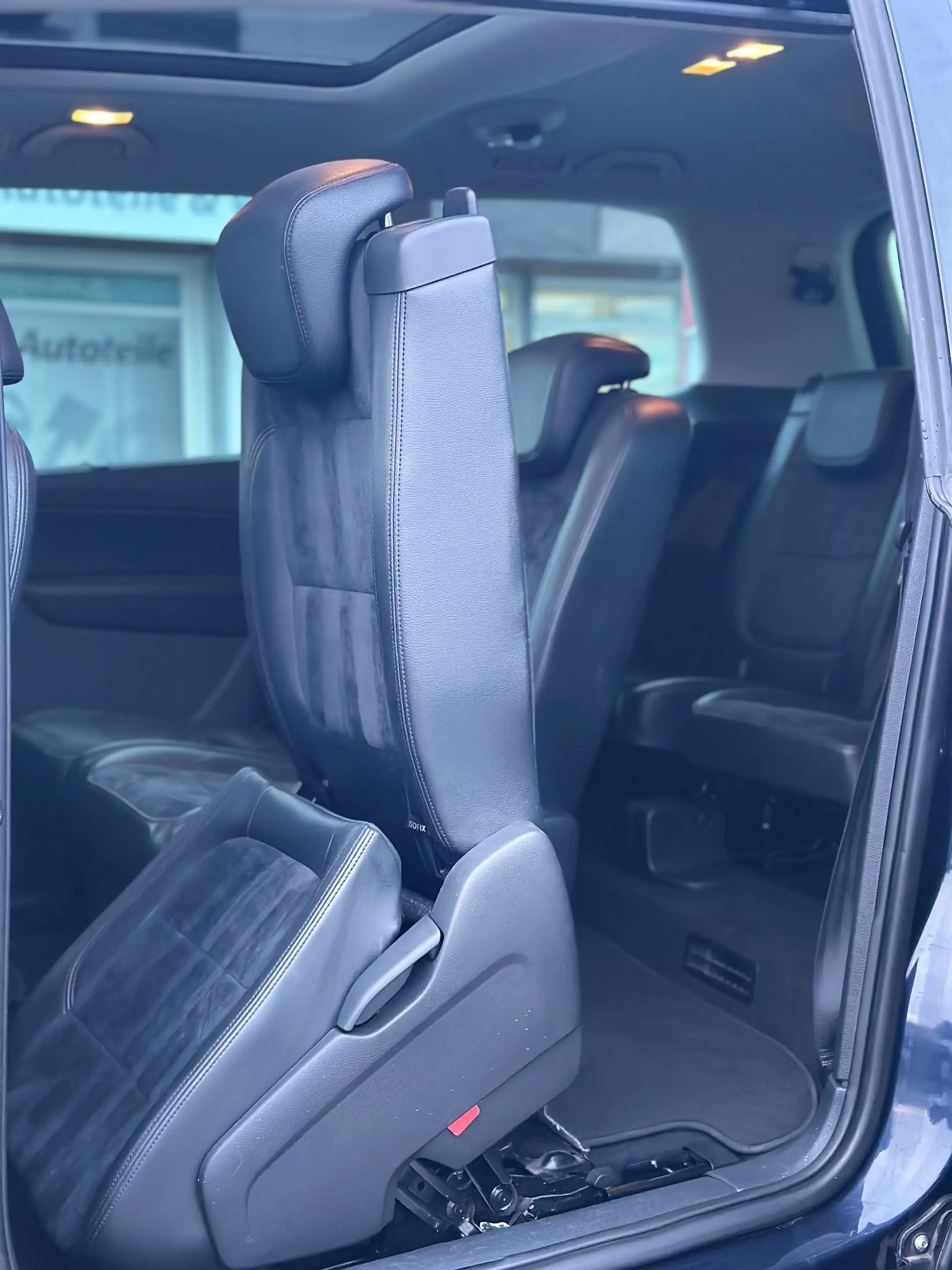 Volkswagen Sharan Highline BMT — photo 12