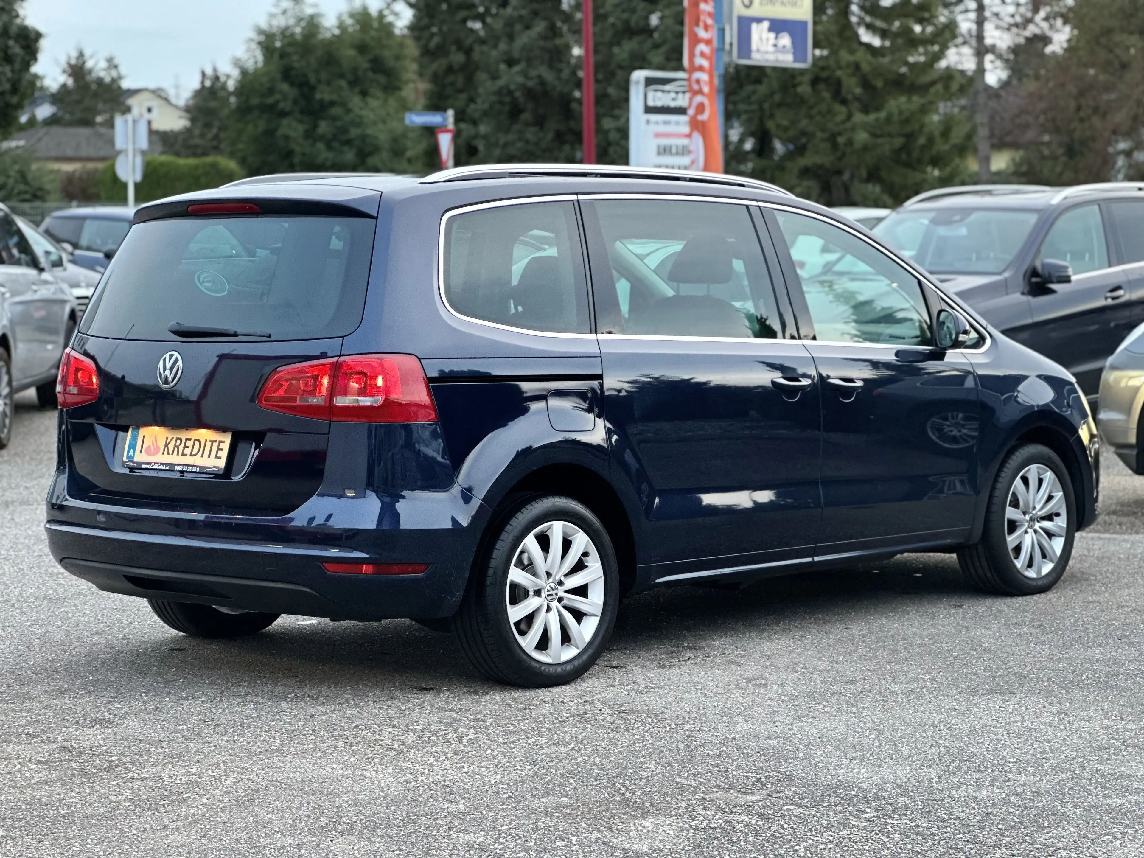 Volkswagen Sharan Highline BMT — photo 6