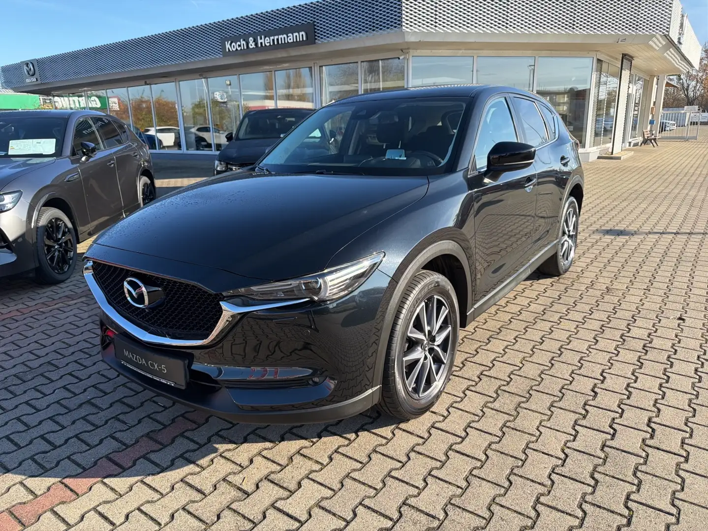 Mazda CX-5 SKYACTIV-G 165 FWD 5T 6GS AL-EXCLUSIVE NAV ACT-P A Schwarz - 1