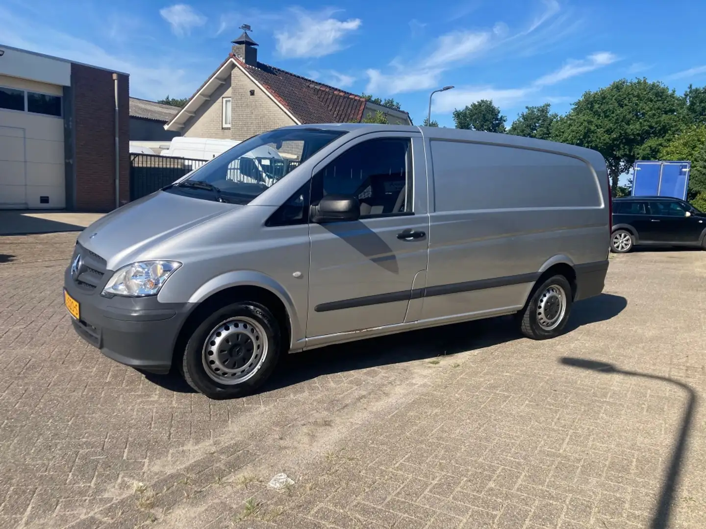Mercedes-Benz Vito 113 CDI 320 L.DC AIRCO LONG BODY Gris - 2