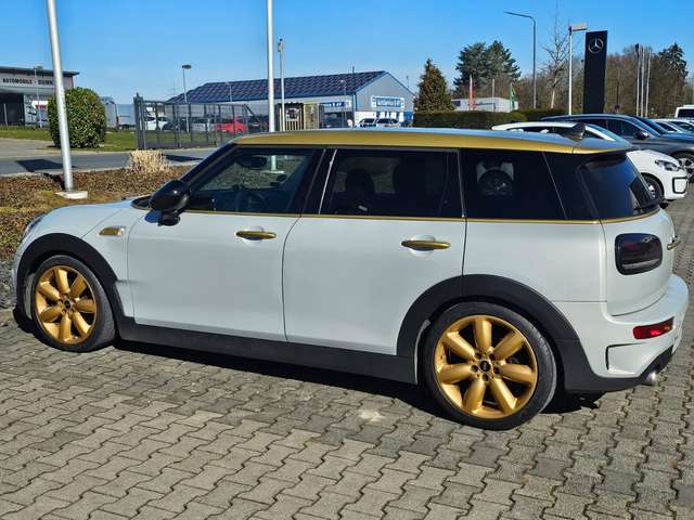 MINI Cooper SD Clubman Mini Cooper SD Clubman Gold / Silber