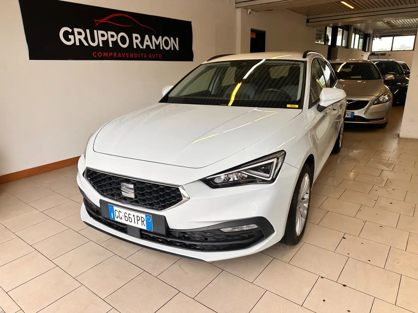 SEAT Leon Leon Sportstourer 2.0 tdi FR 115cv Bianco - 1