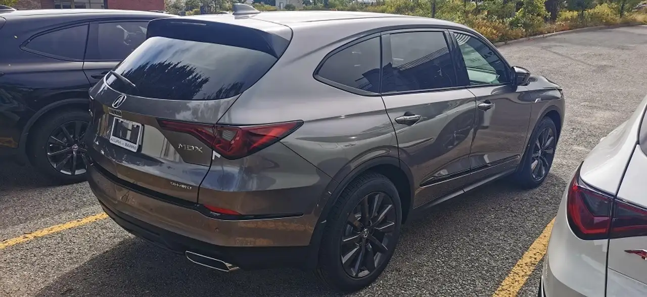 Acura MDX снимка Acura MDX