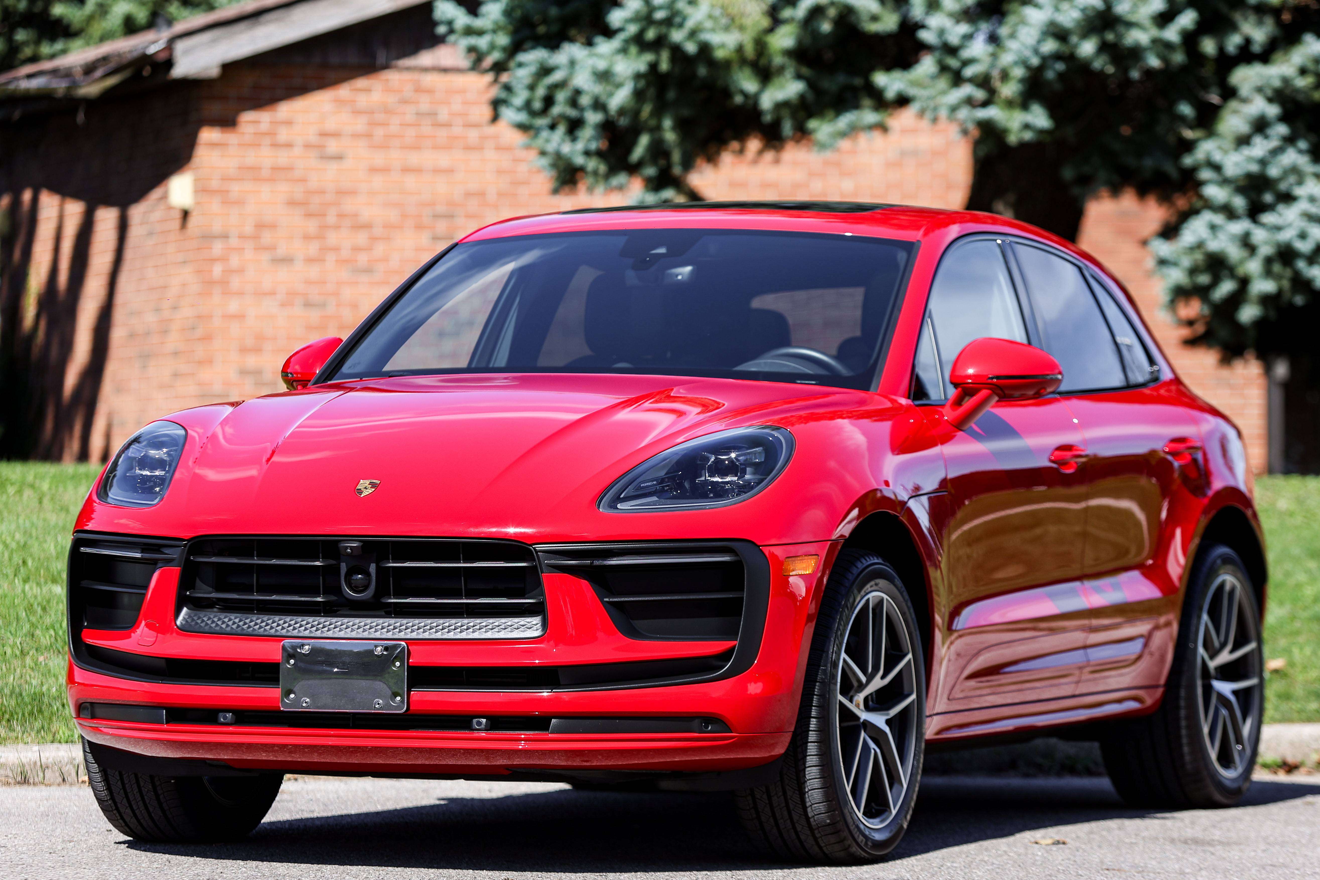 2025 Porsche Macan