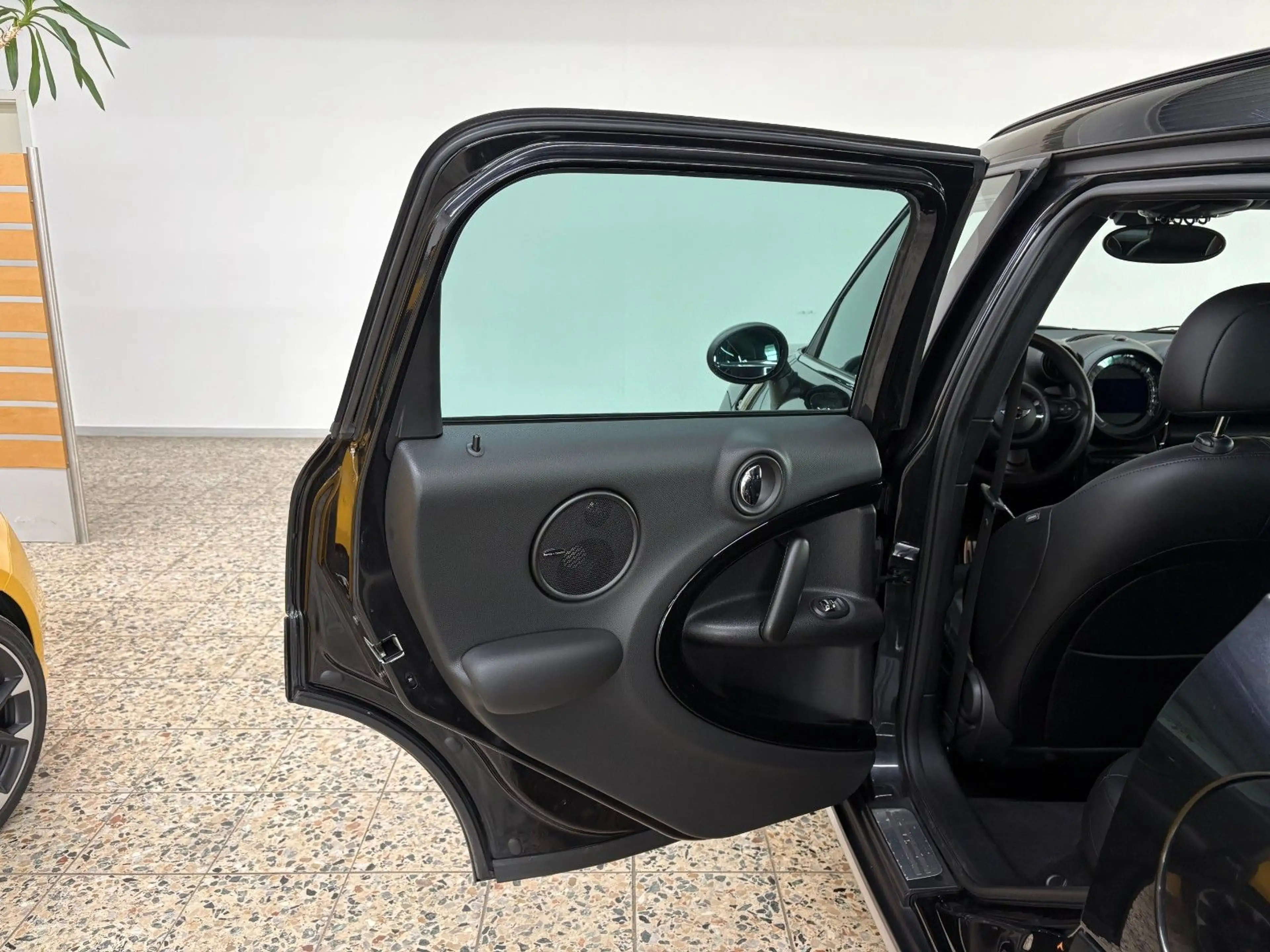 MINI Cooper SD Countryman Cooper SD — photo 11