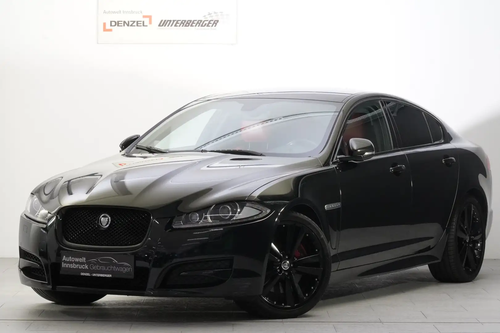 Jaguar XF 3,0 Diesel S Premium Luxury Start/Stop Noir - 2