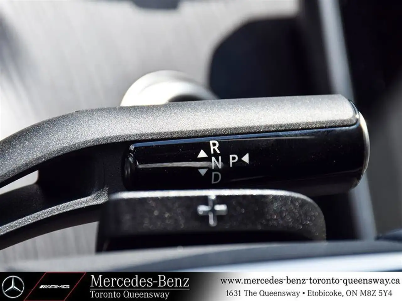 Mercedes-Benz C-Class снимка Mercedes-Benz C-Class