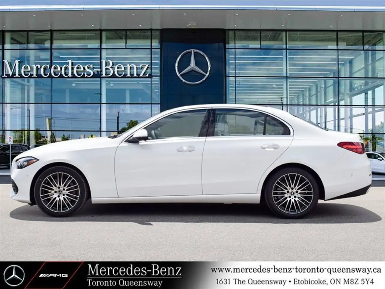 Mercedes-Benz C-Class снимка Mercedes-Benz C-Class