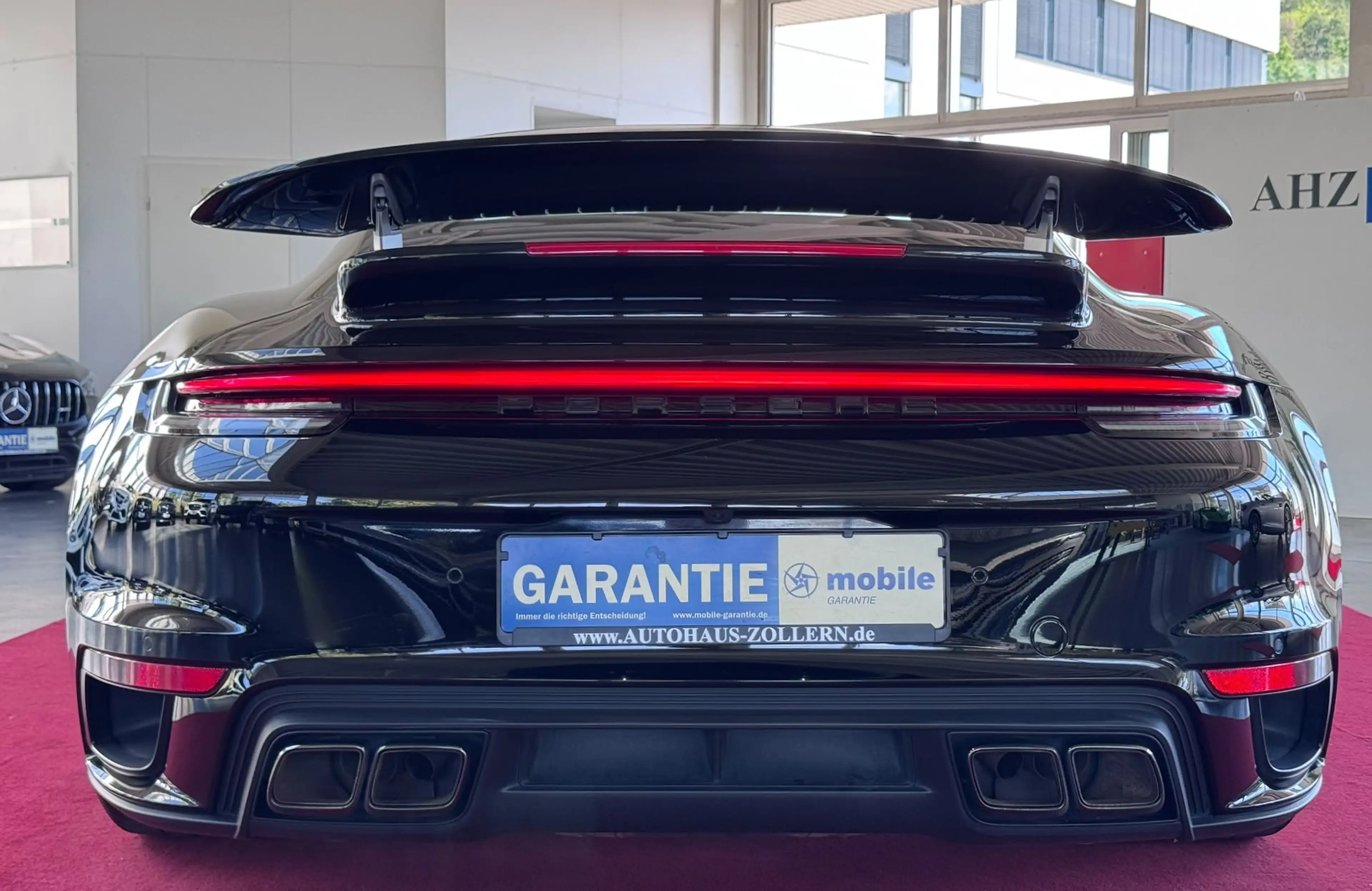 Porsche 911 Turbo S — photo 6