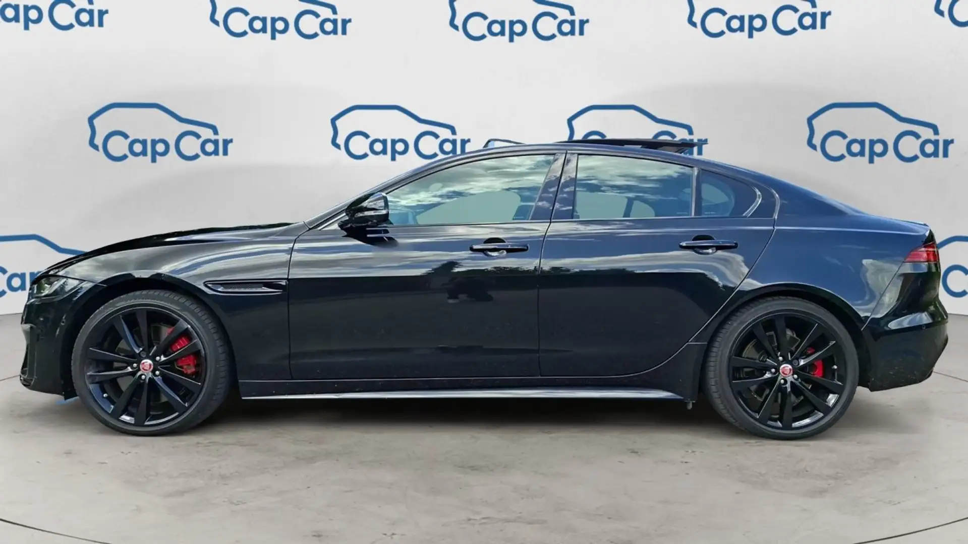 Jaguar XE 2.0 D200 204 MHEV AWD BVA8 R-Dynamic Black - Toit  Noir - 2