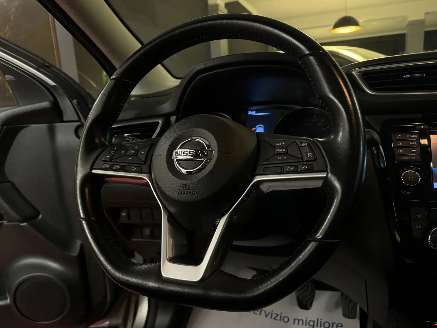 Nissan Qashqai 1.5 dci Tekna 110cv 2018 Grigio - 2