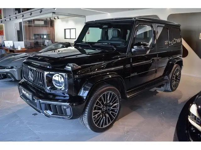 Mercedes-Benz G-Class view 2