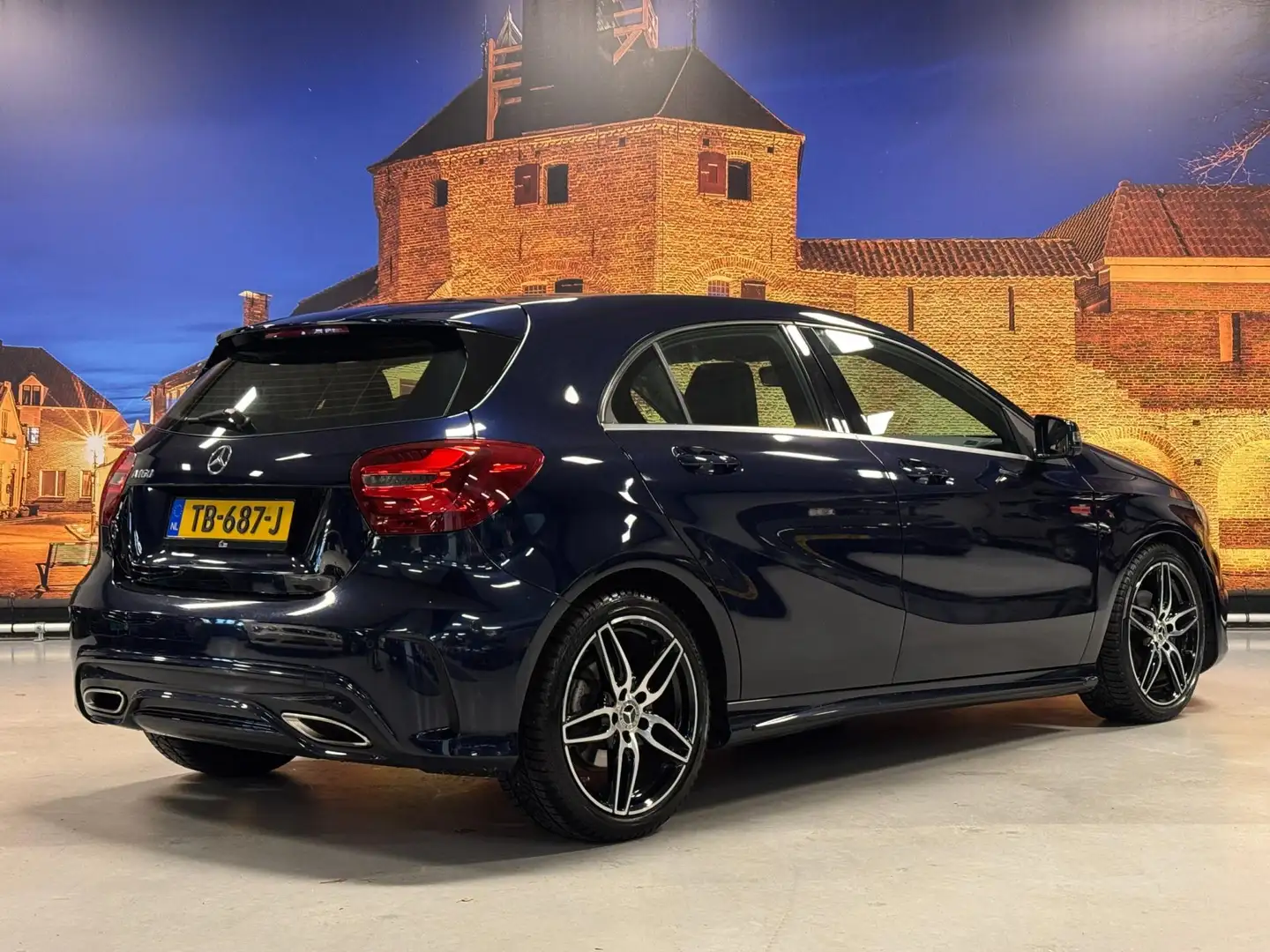 Mercedes-Benz A 160 AMG Sport Edition Camera PDC Bleu - 2