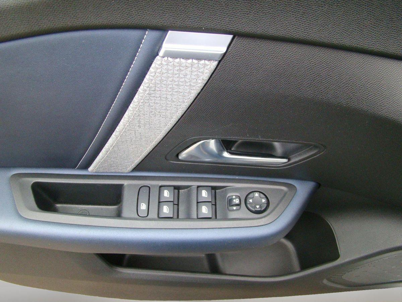 Citroen C4 Feel Pack 1.2 12V e-THP / PureTech — photo 11
