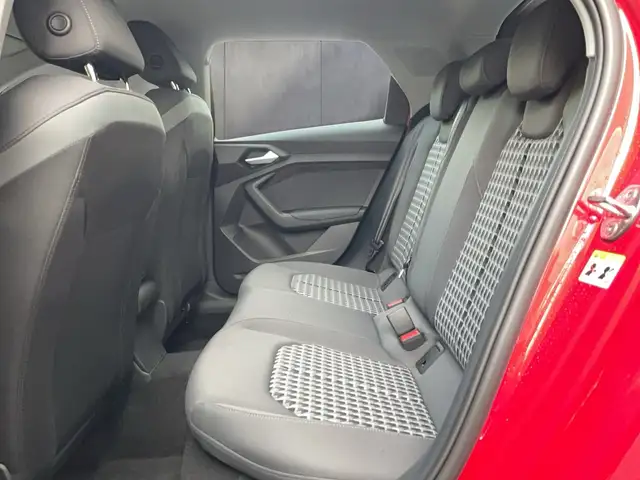 Audi A1 view 11