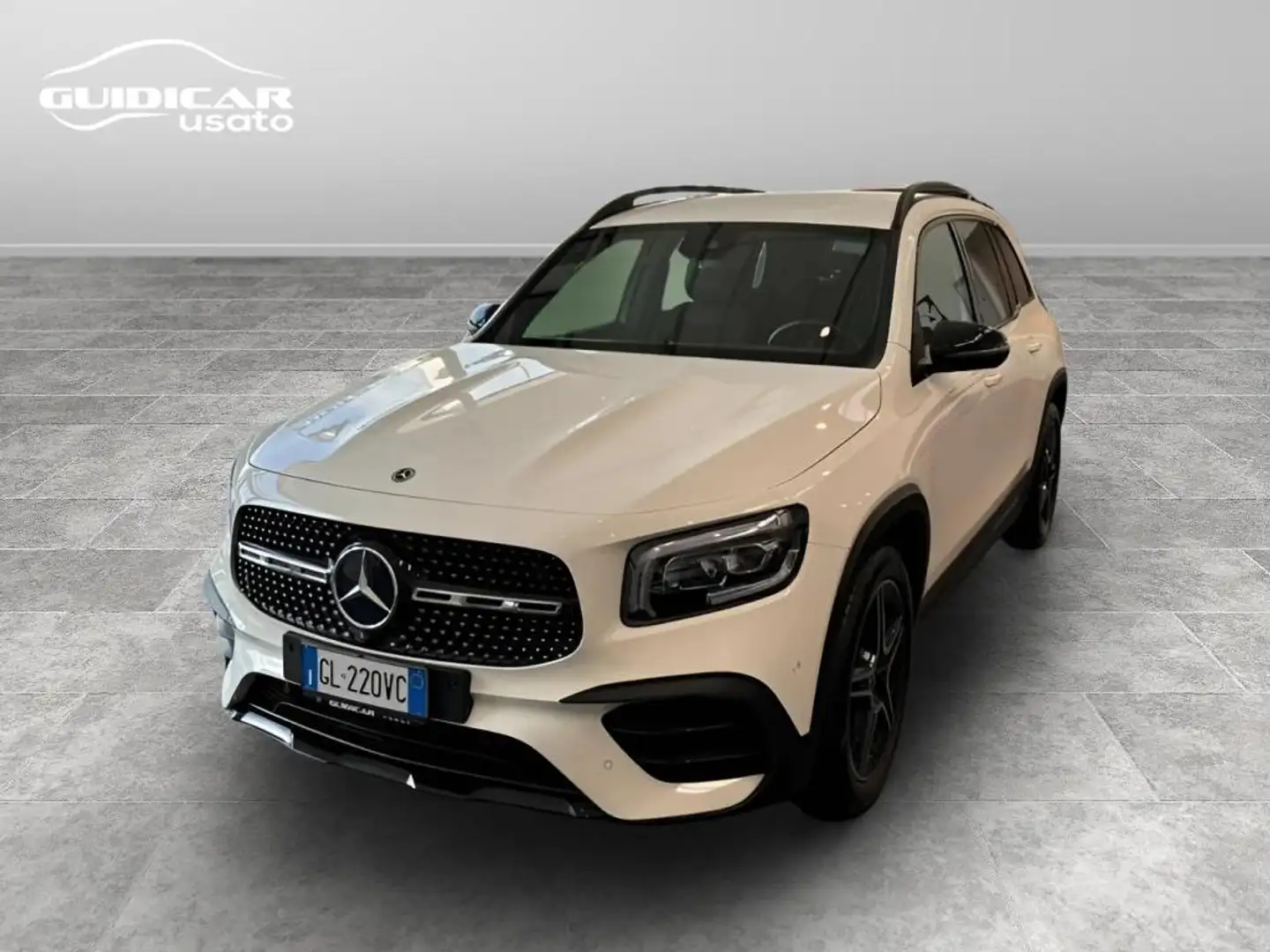 Mercedes-Benz GLB 200 d Premium auto Schwarz - 1